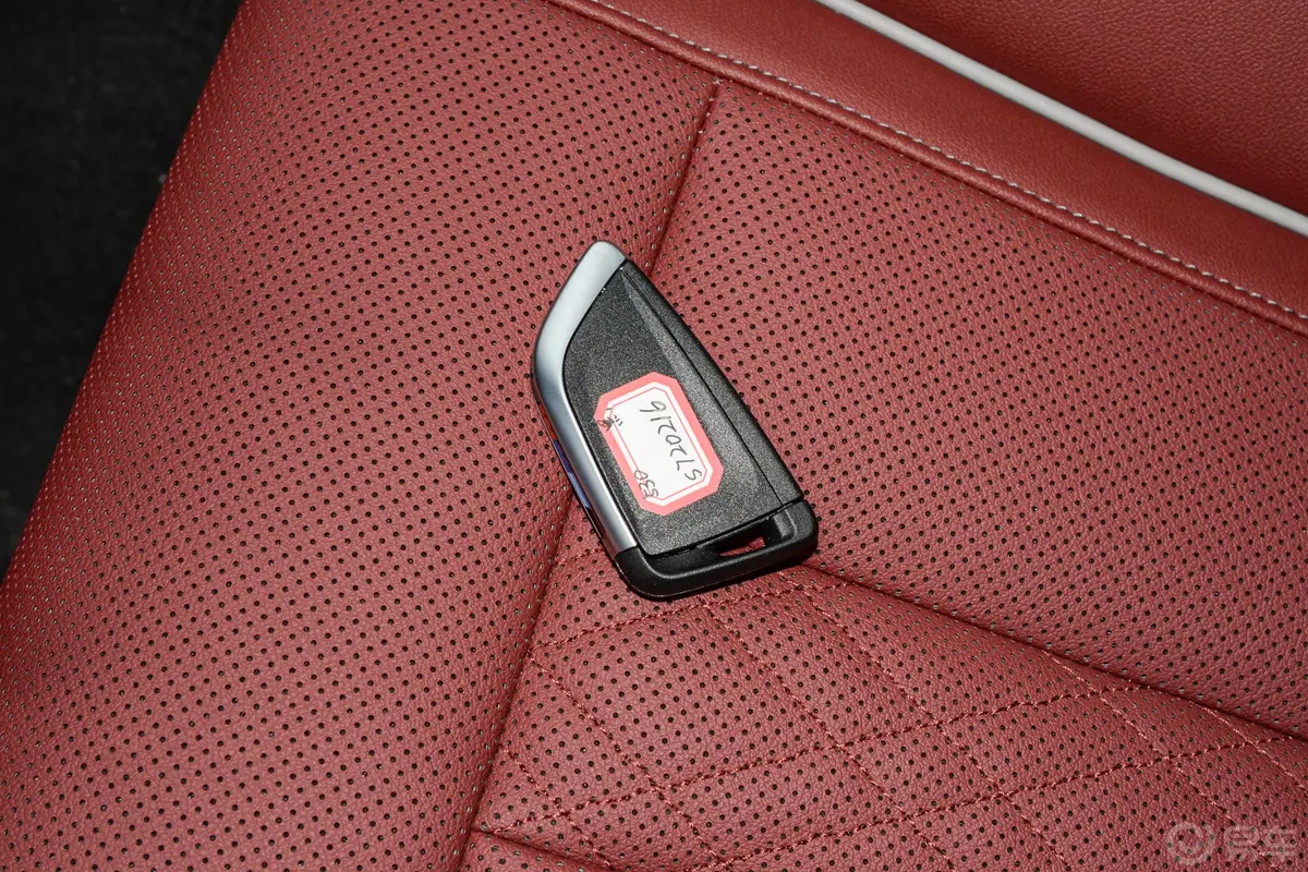 宝马5系530Li xDrive M运动套装中控