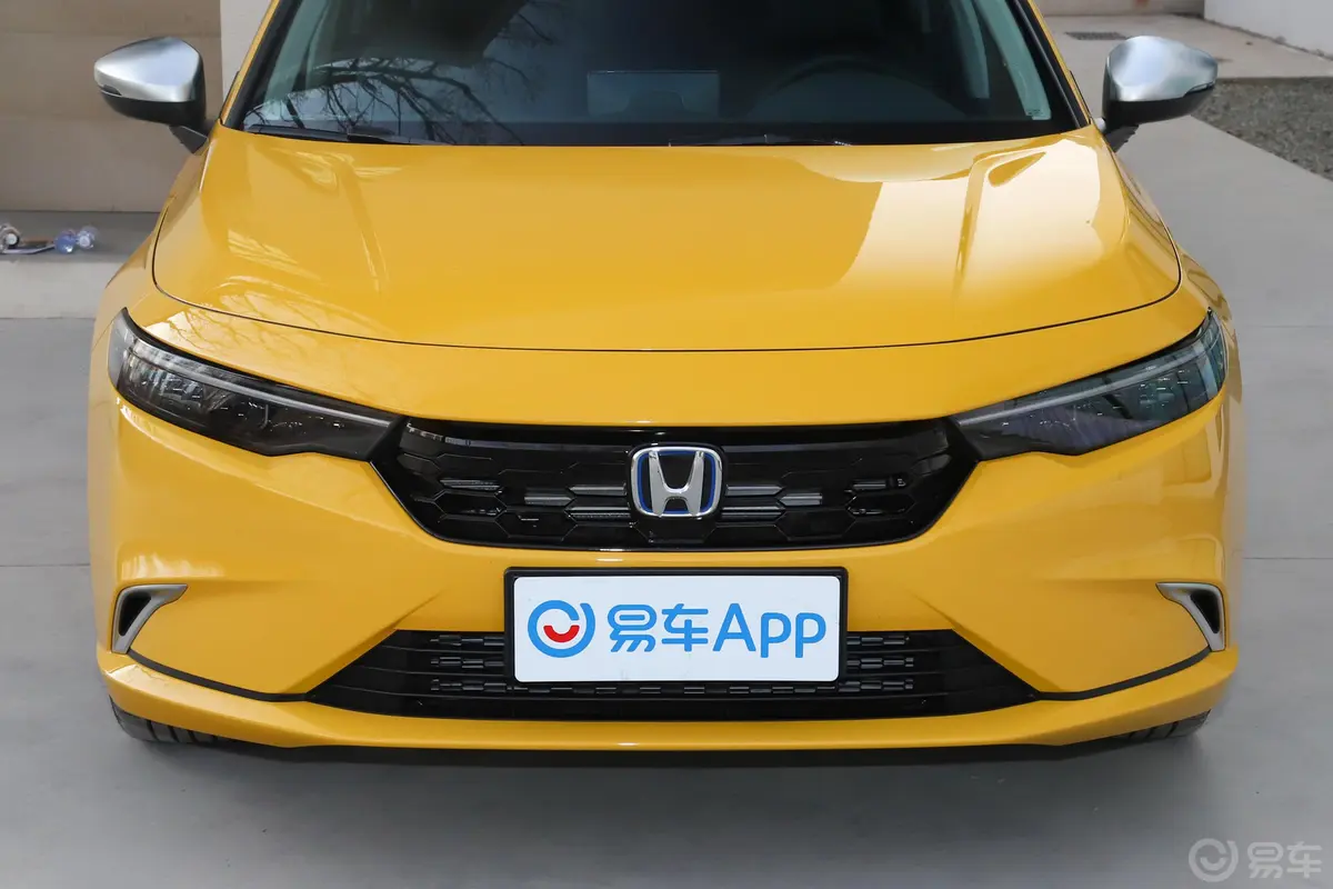 型格HATCHBACK e:HEV 2.0L 锐·豪华版外观细节