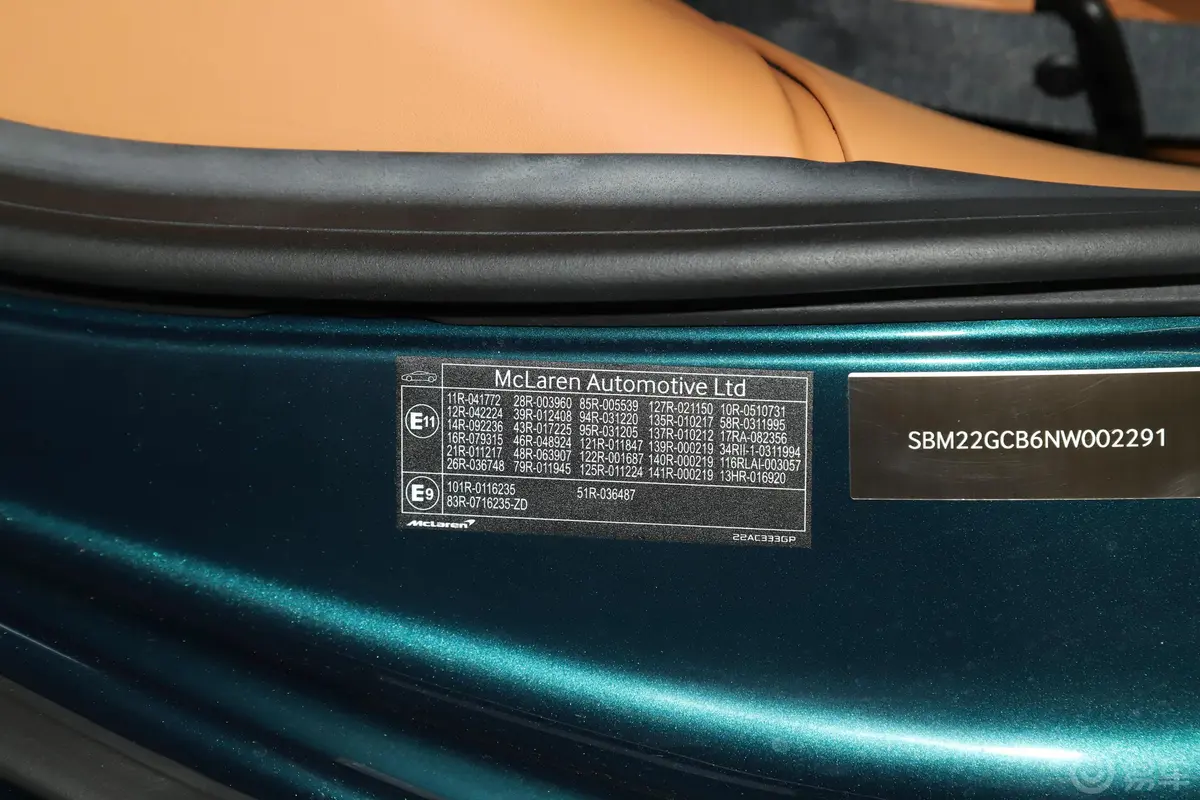 迈凯伦GT4.0T 基本版胎压信息铭牌