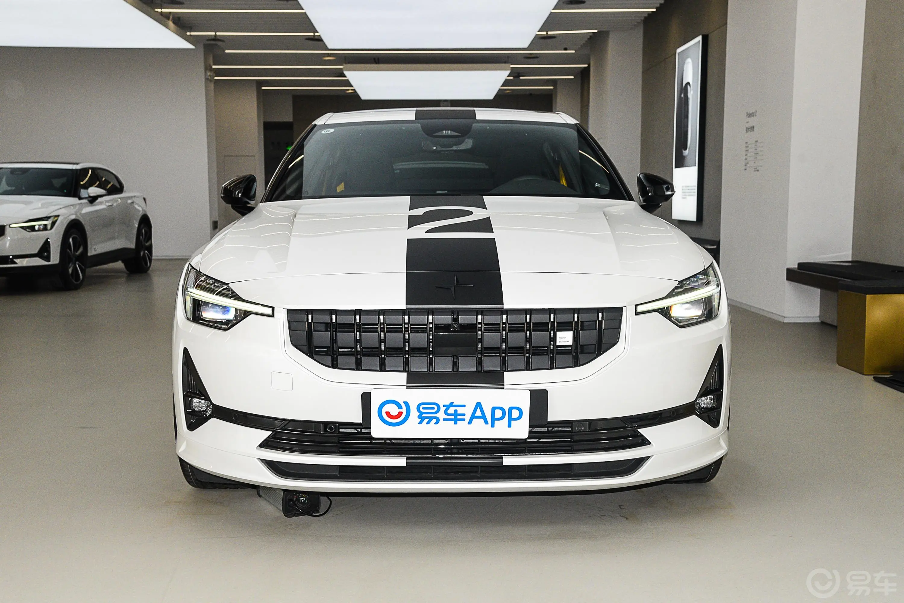 Polestar 2BST Edition 270正前水平