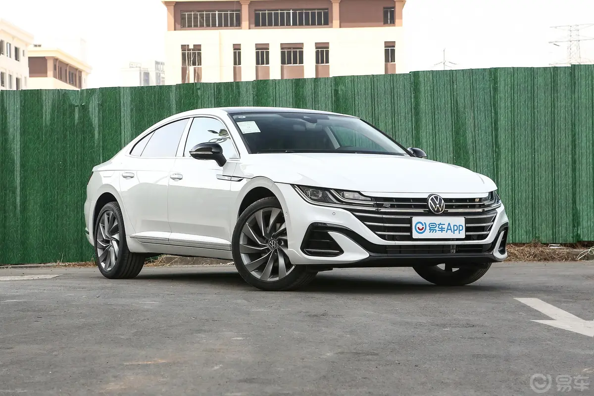 一汽-大众CC380TSI 耀目版外观灯组