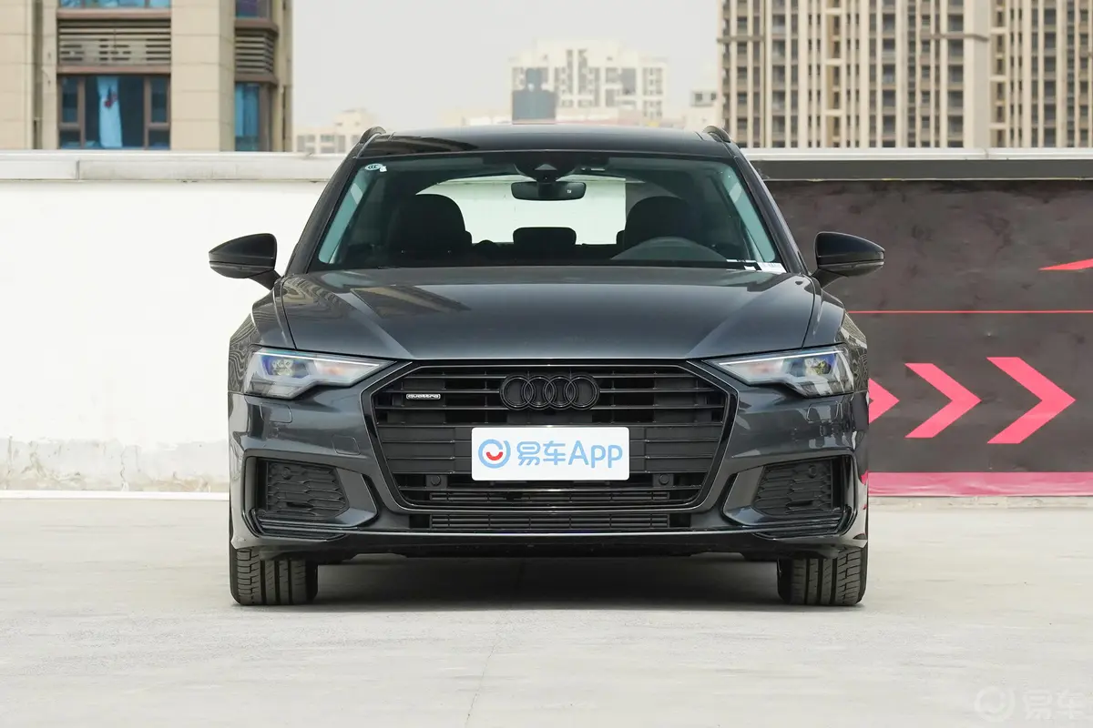 奥迪A6Avant 45 TFSI quattro 臻选动感型正前水平