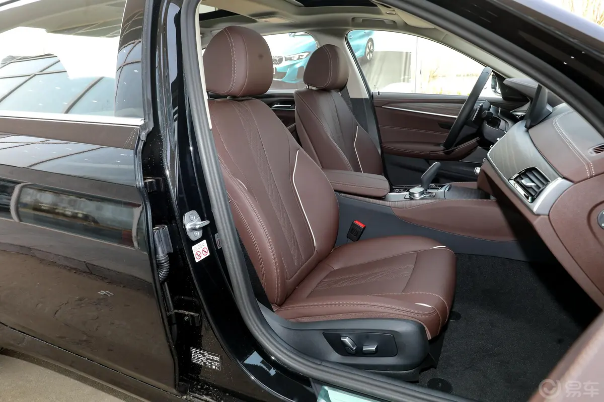 宝马5系530Li xDrive 豪华套装副驾驶座椅