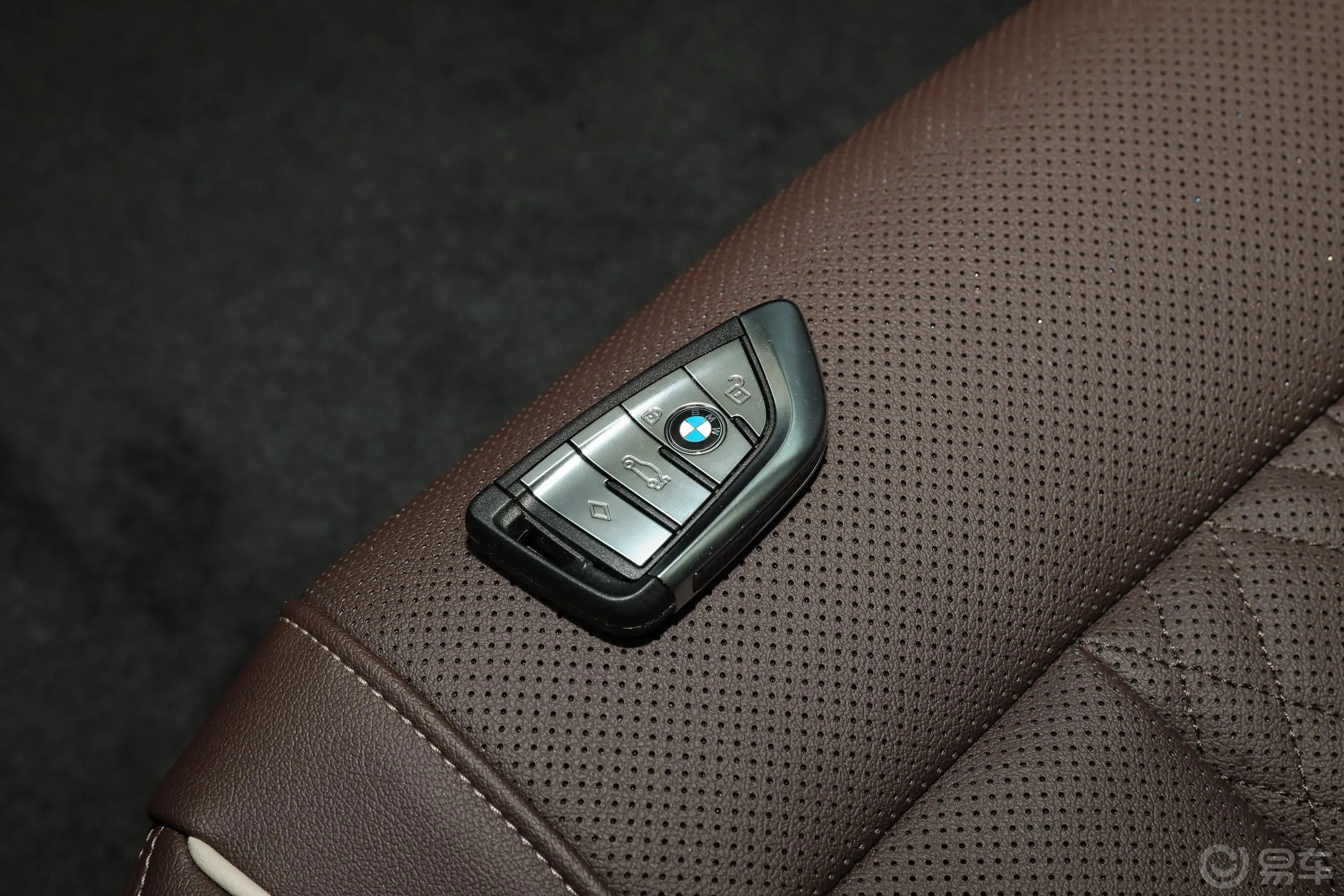 宝马5系530Li xDrive 豪华套装钥匙正面