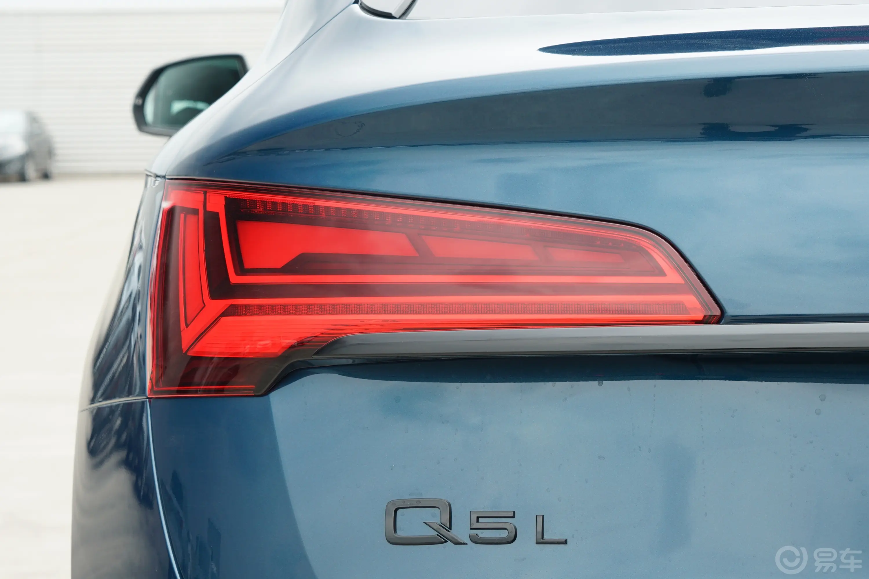 奥迪Q5L Sportback改款 40 TFSI 时尚型外观灯组