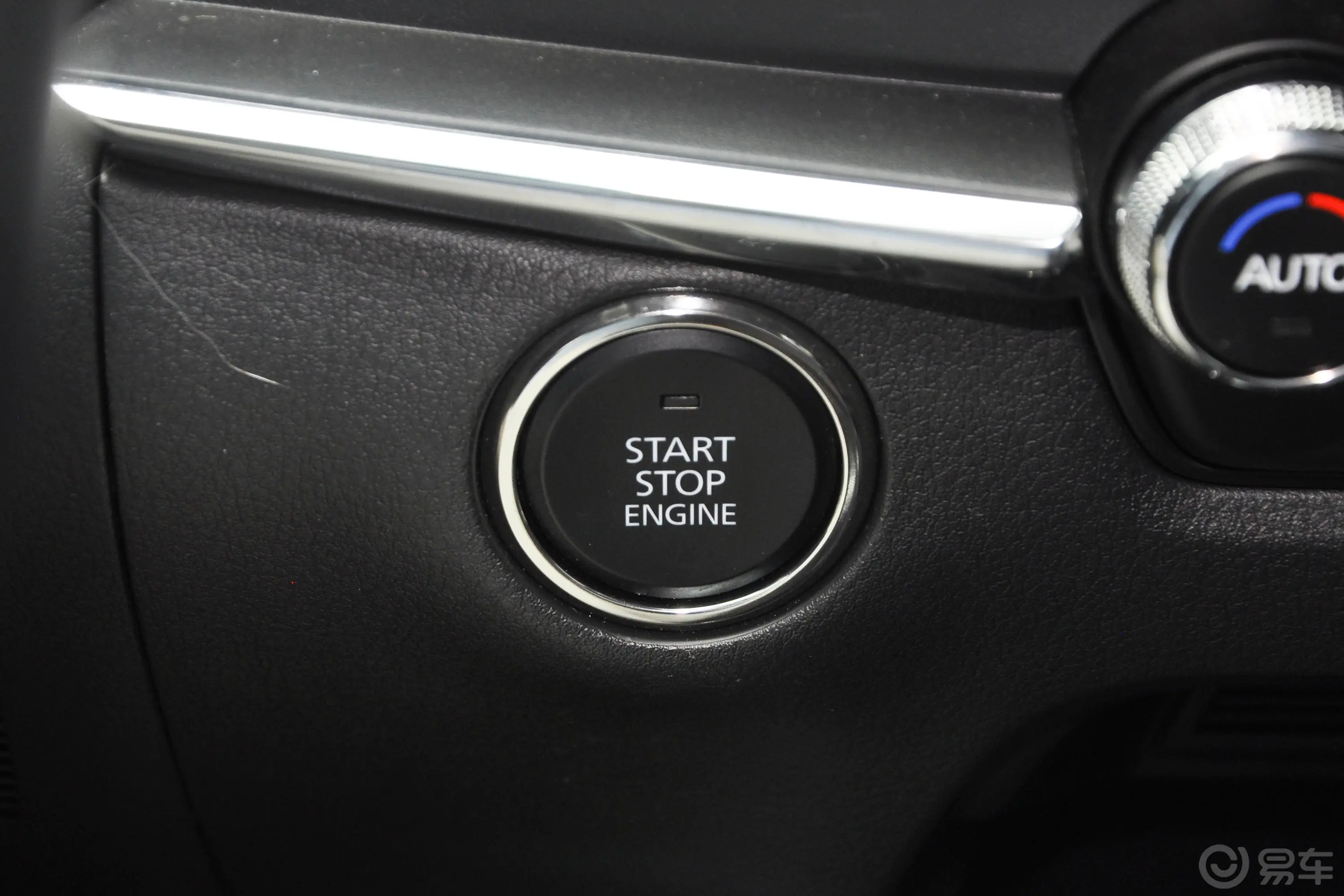 马自达CX-302.0L 自动尊悦型钥匙孔或一键启动按键