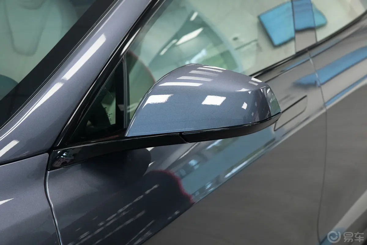 Model S715km 双电机全轮驱动主驾驶后视镜背面