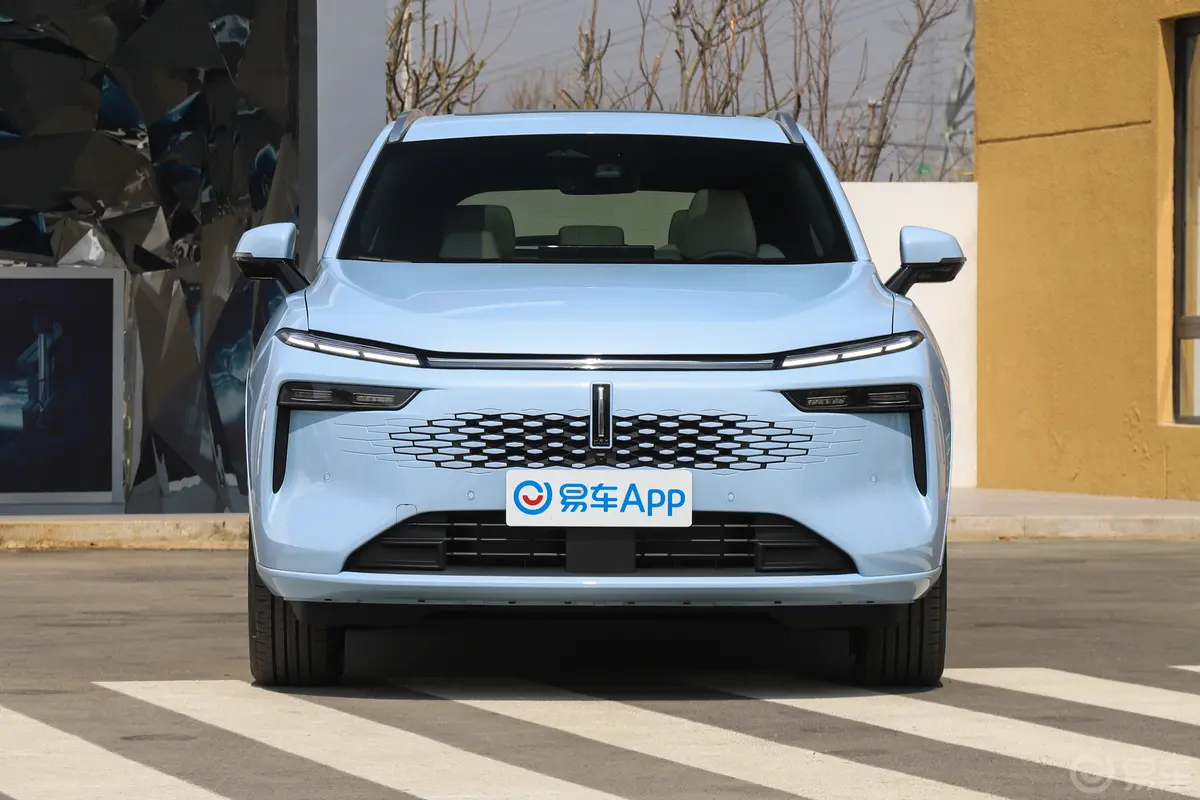 摩卡PHEV1.5T 215km 两驱长续航版正前水平