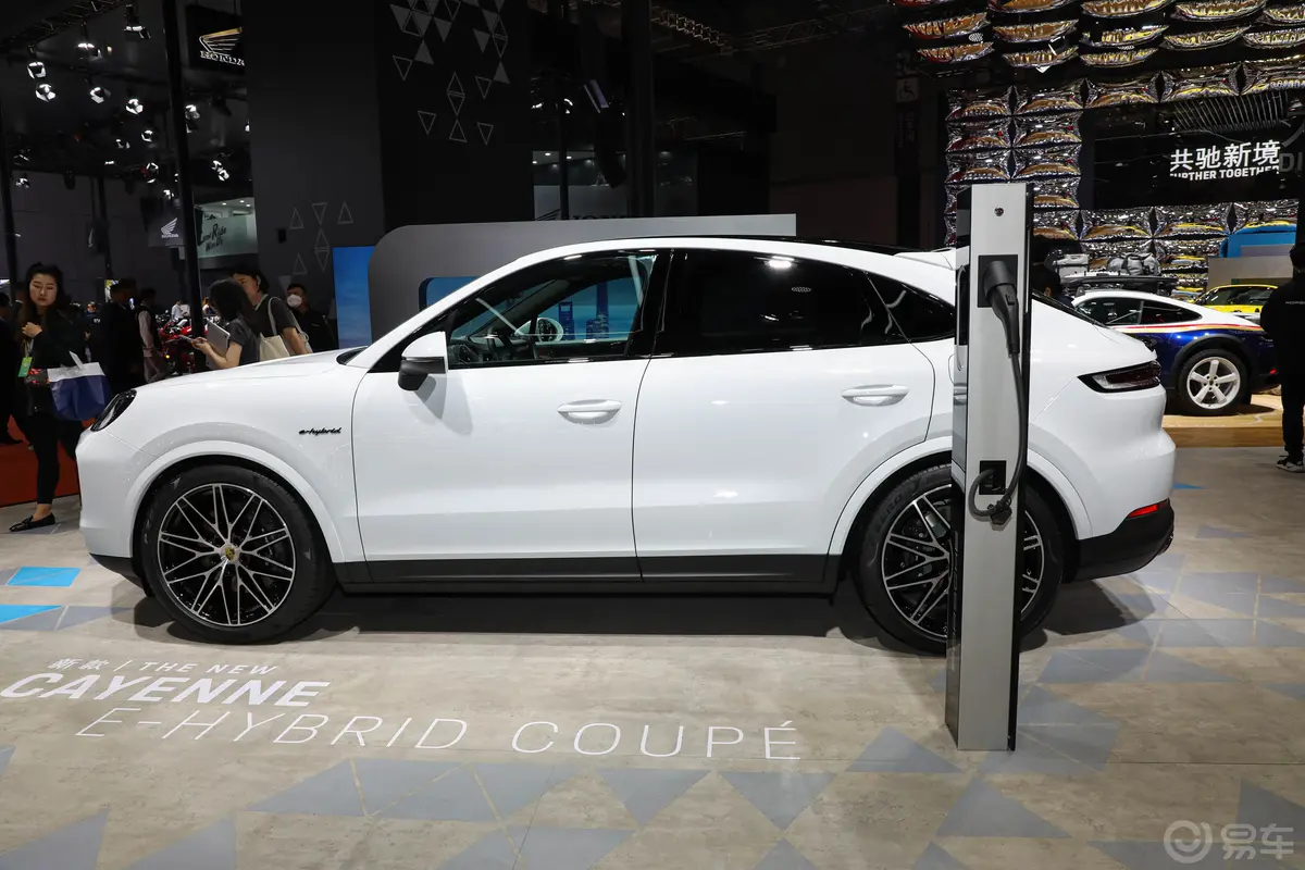 Cayenne E-HybridCayenne Coupé 2.0T