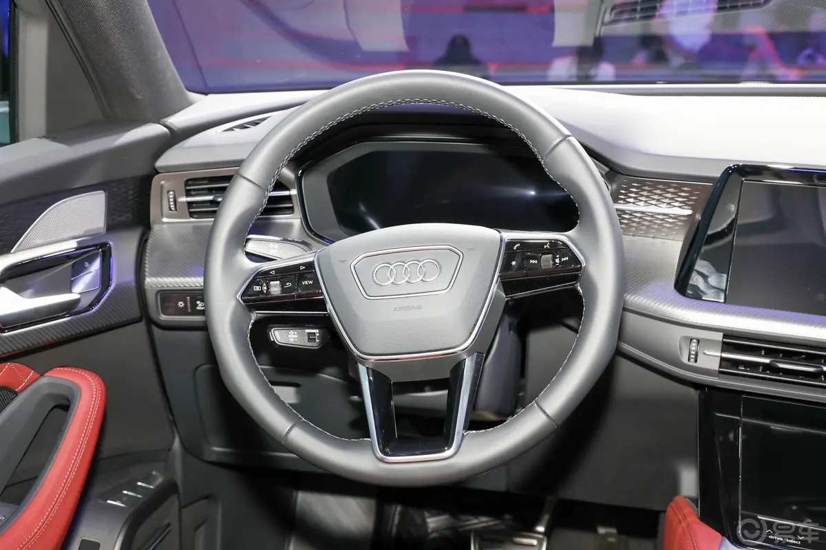 奥迪Q650 TFSI quattro Roadjet 行云型 飞骑套装 6座