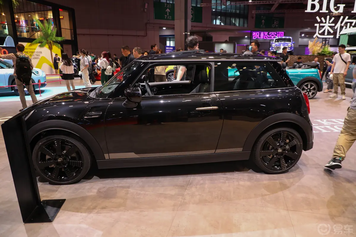 MINI2.0T COOPER S 国王十字特别版