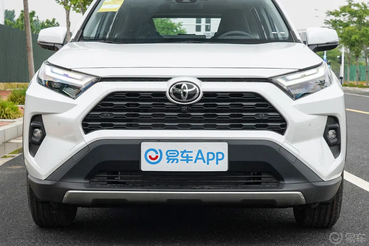 RAV4荣放2.0L 两驱风尚PLUS版外观细节