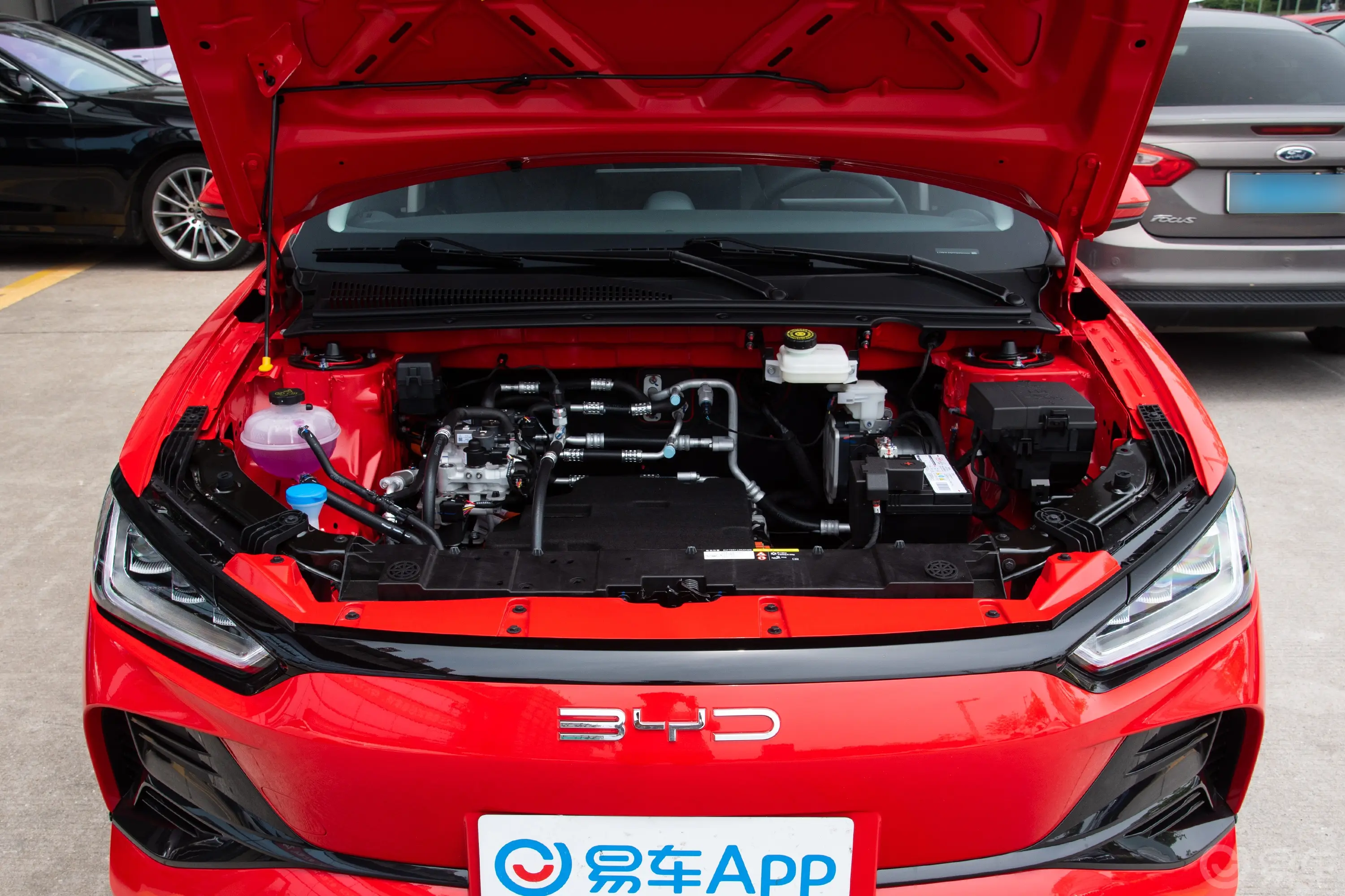 比亚迪e2405km 豪华型发动机舱整体