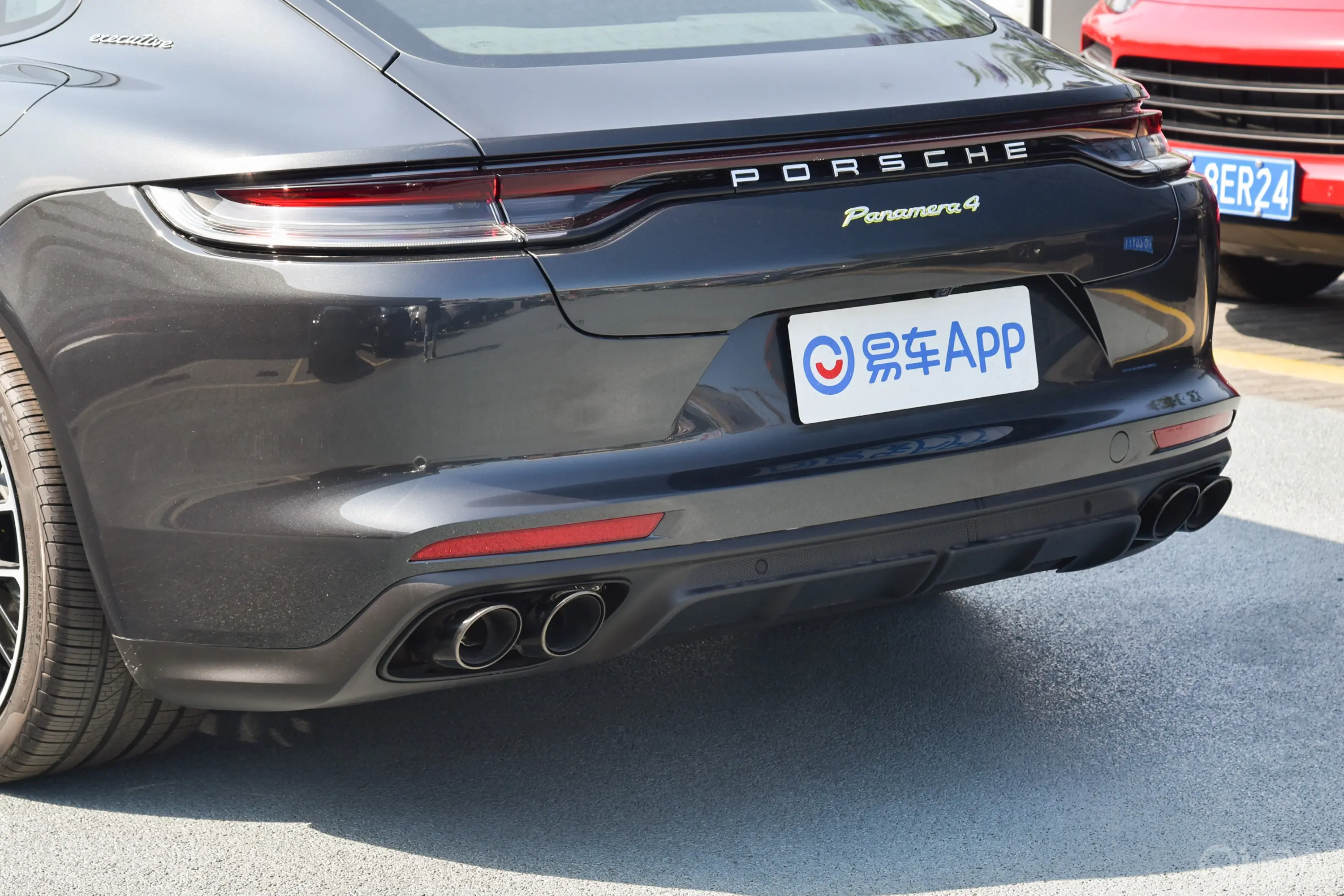 Panamera E-HybridPanamera 4 2.9T车后雷达