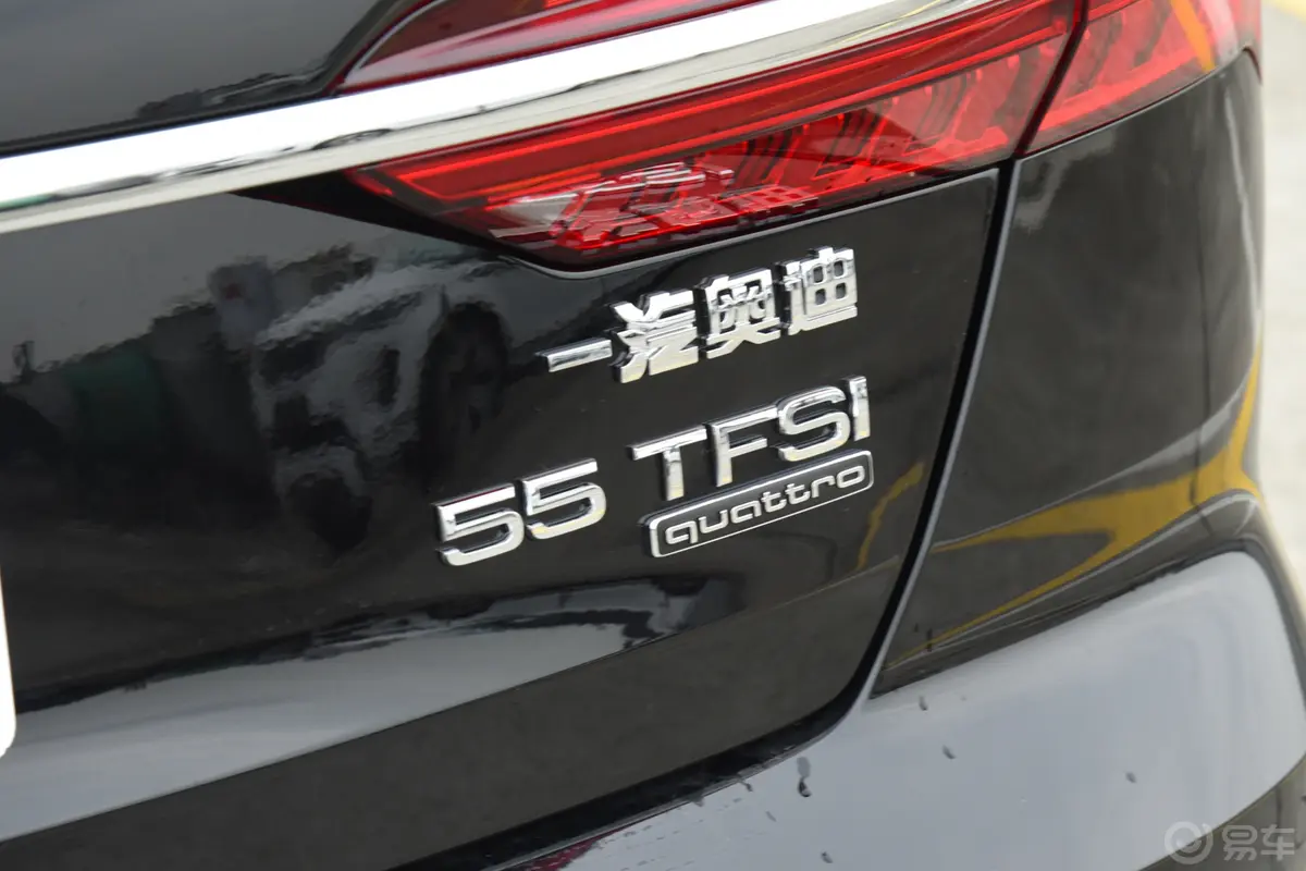 奥迪A6L改款 55 TFSI quattro 尊享动感型外观细节