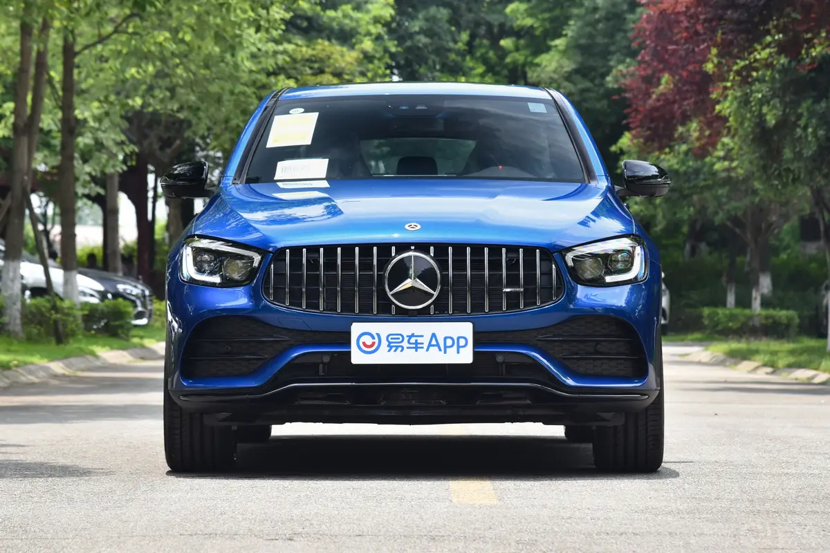 奔驰GLC轿跑 AMGAMG GLC 43 4MATIC 轿跑SUV正前水平