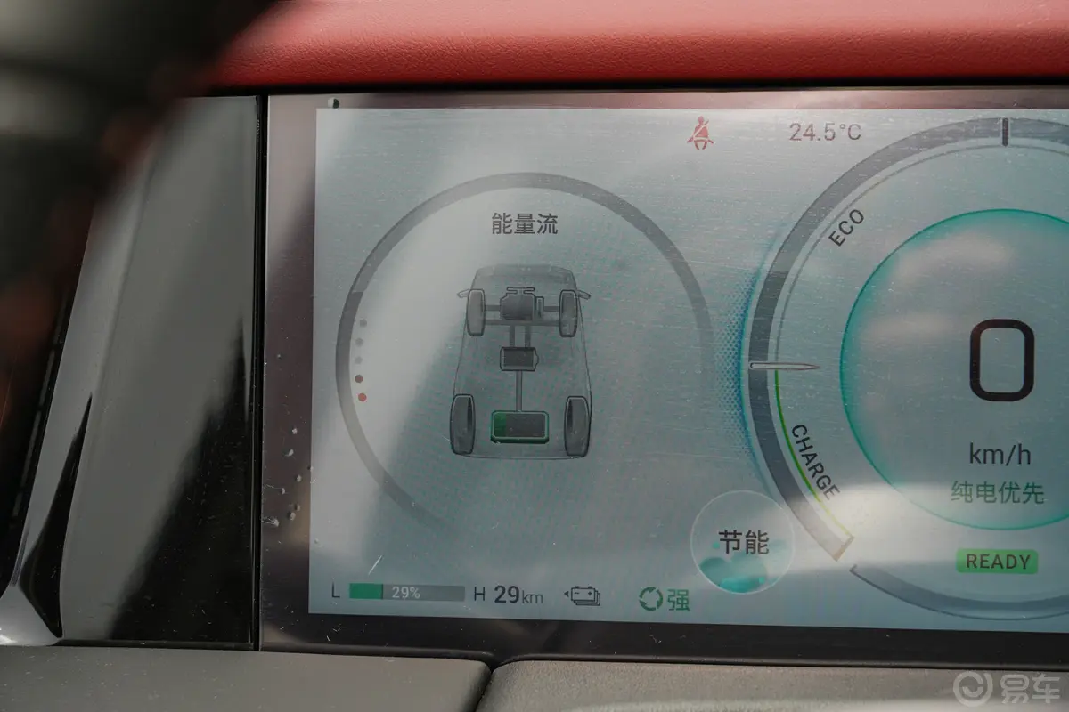 传祺E92.0T 136km PRO主驾驶位