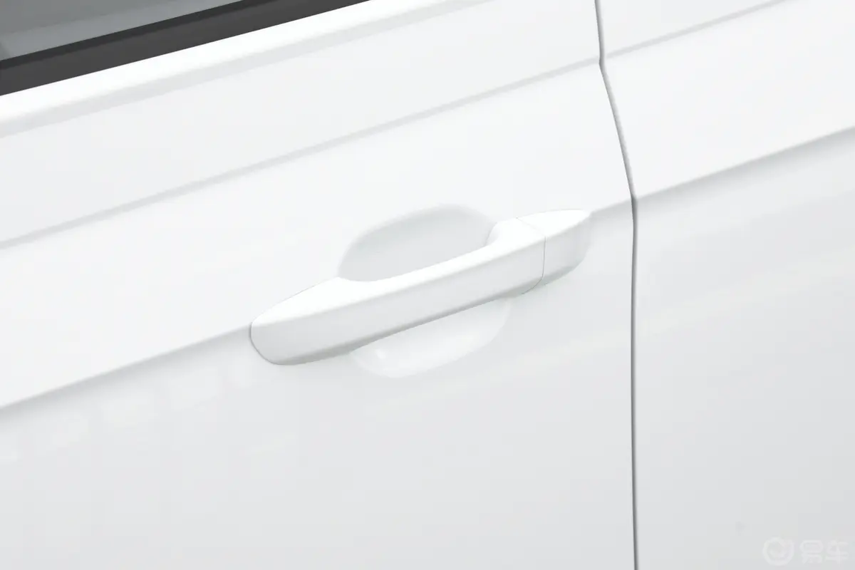 Polo改款 Plus 1.5L 自动全景乐享版驾驶员侧前门把手