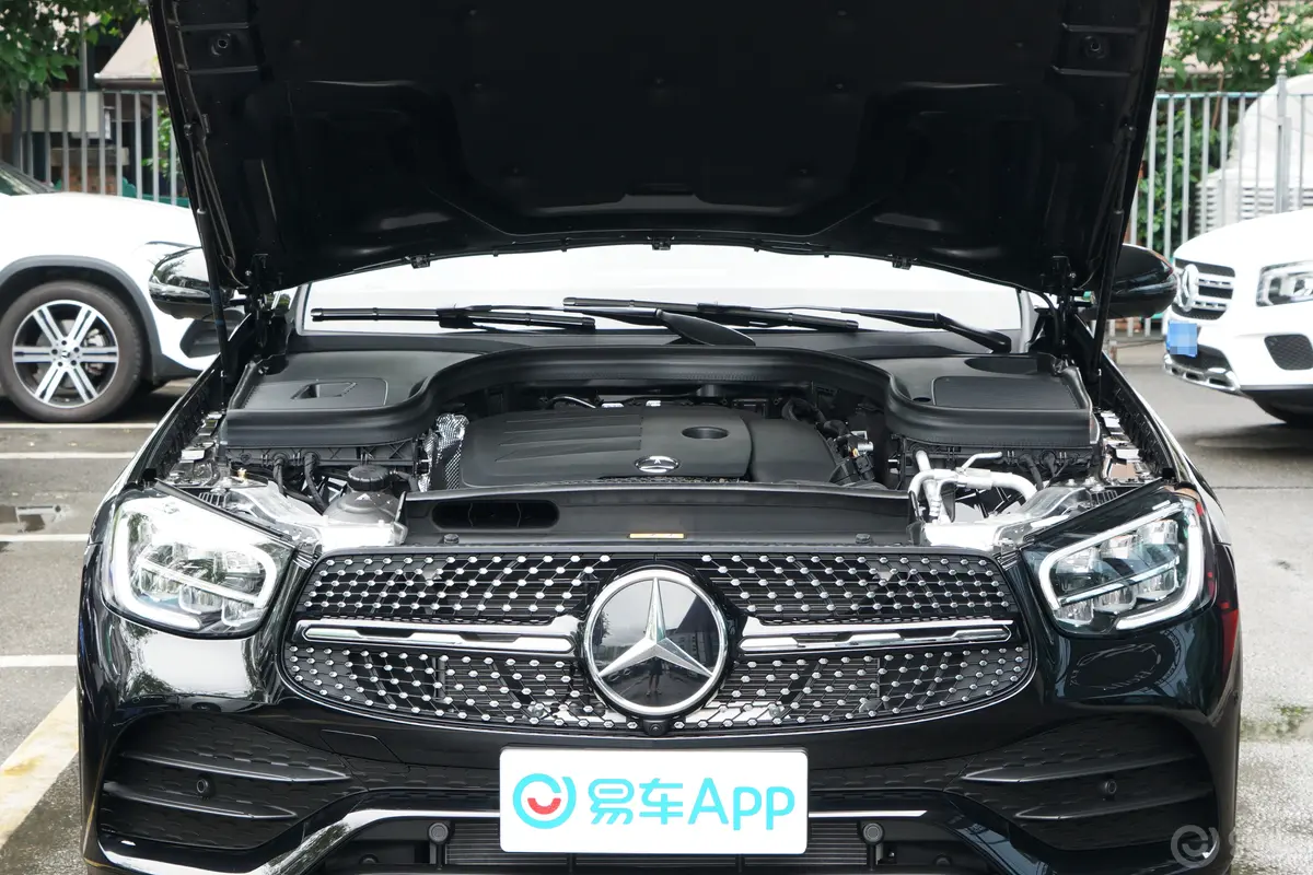 奔驰GLC轿跑改款 GLC 300 4MATIC 轿跑SUV发动机舱整体