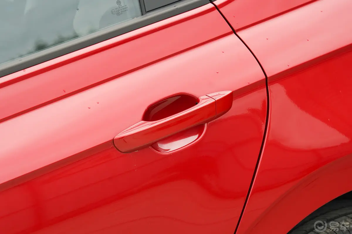 Polo改款 Plus 1.5L 自动炫彩科技版驾驶员侧后门把手