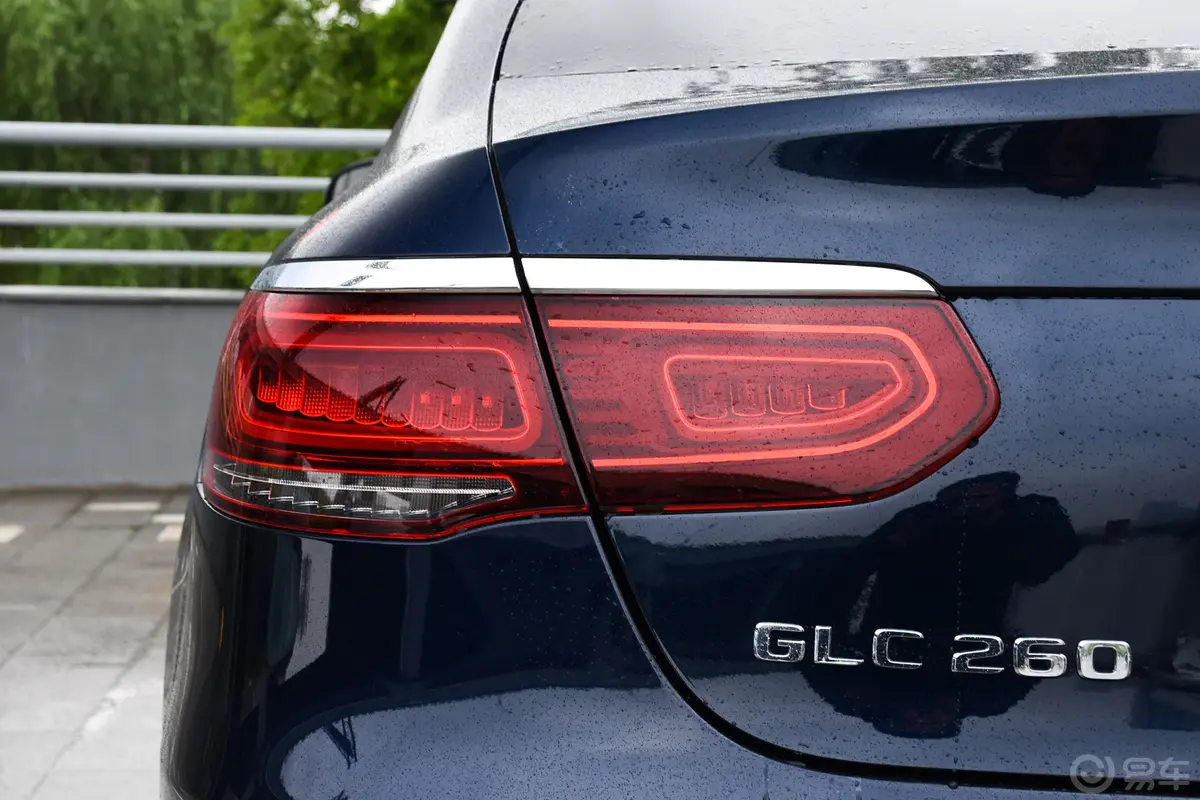 奔驰GLC轿跑改款 GLC 260 4MATIC 轿跑SUV外观灯组