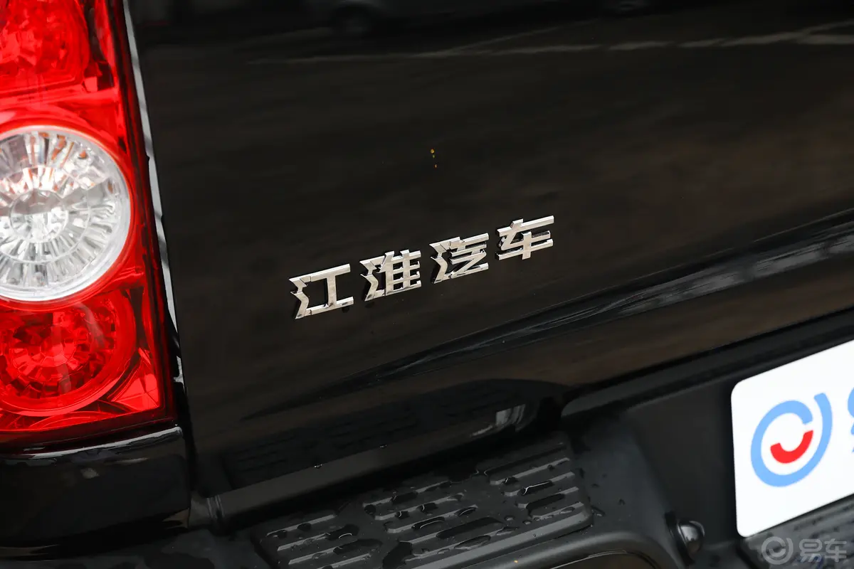 江淮T6工程版 2.0T 两驱长轴舒适型 柴油外观细节