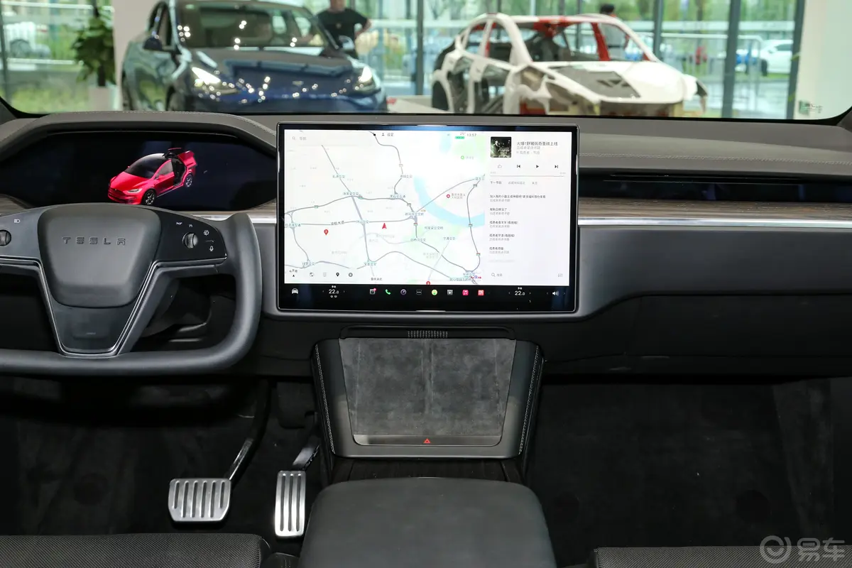 Model X700km  双电机全轮驱动中控台整体