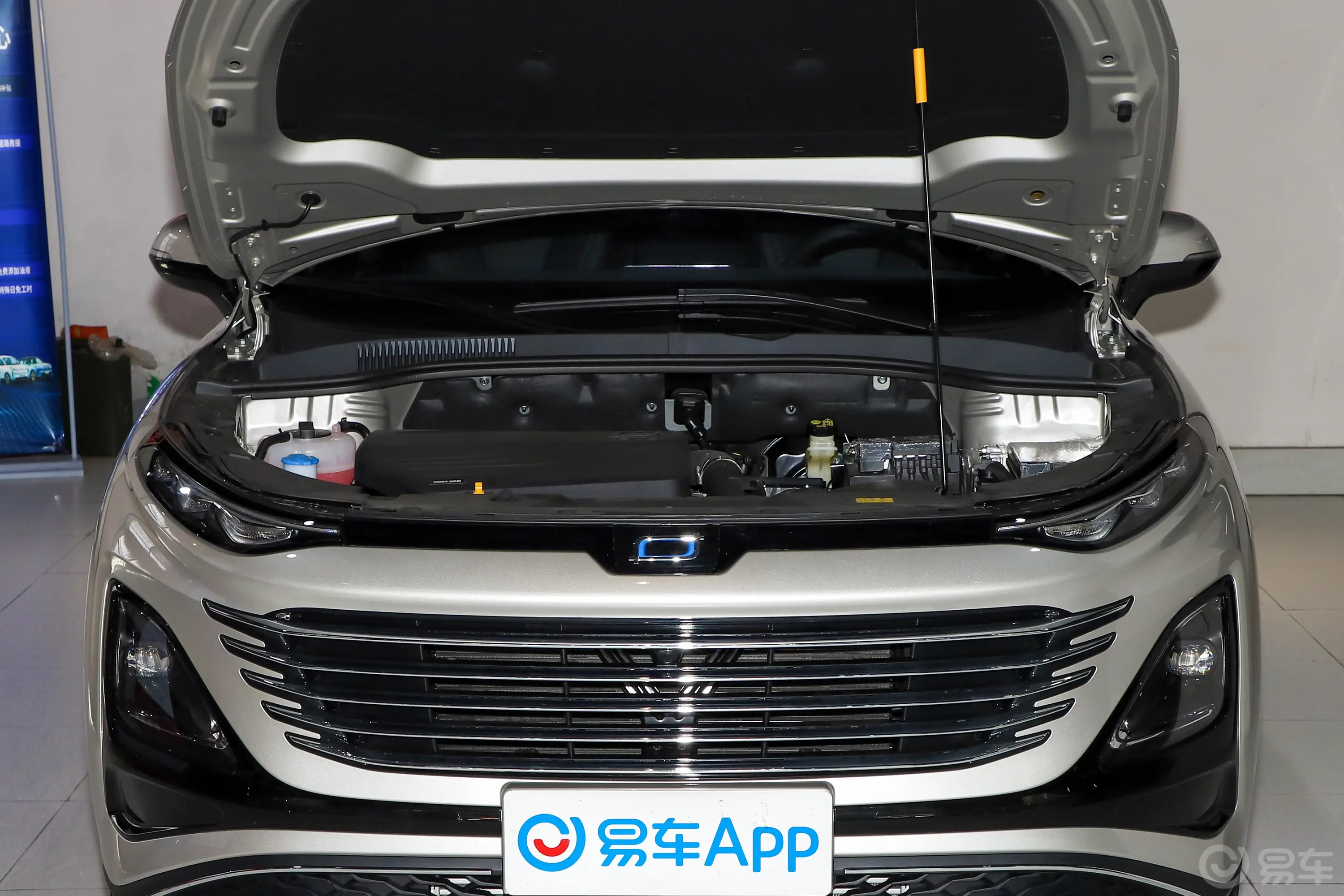 奔腾T901.5T 双离合舒适版前舱整体