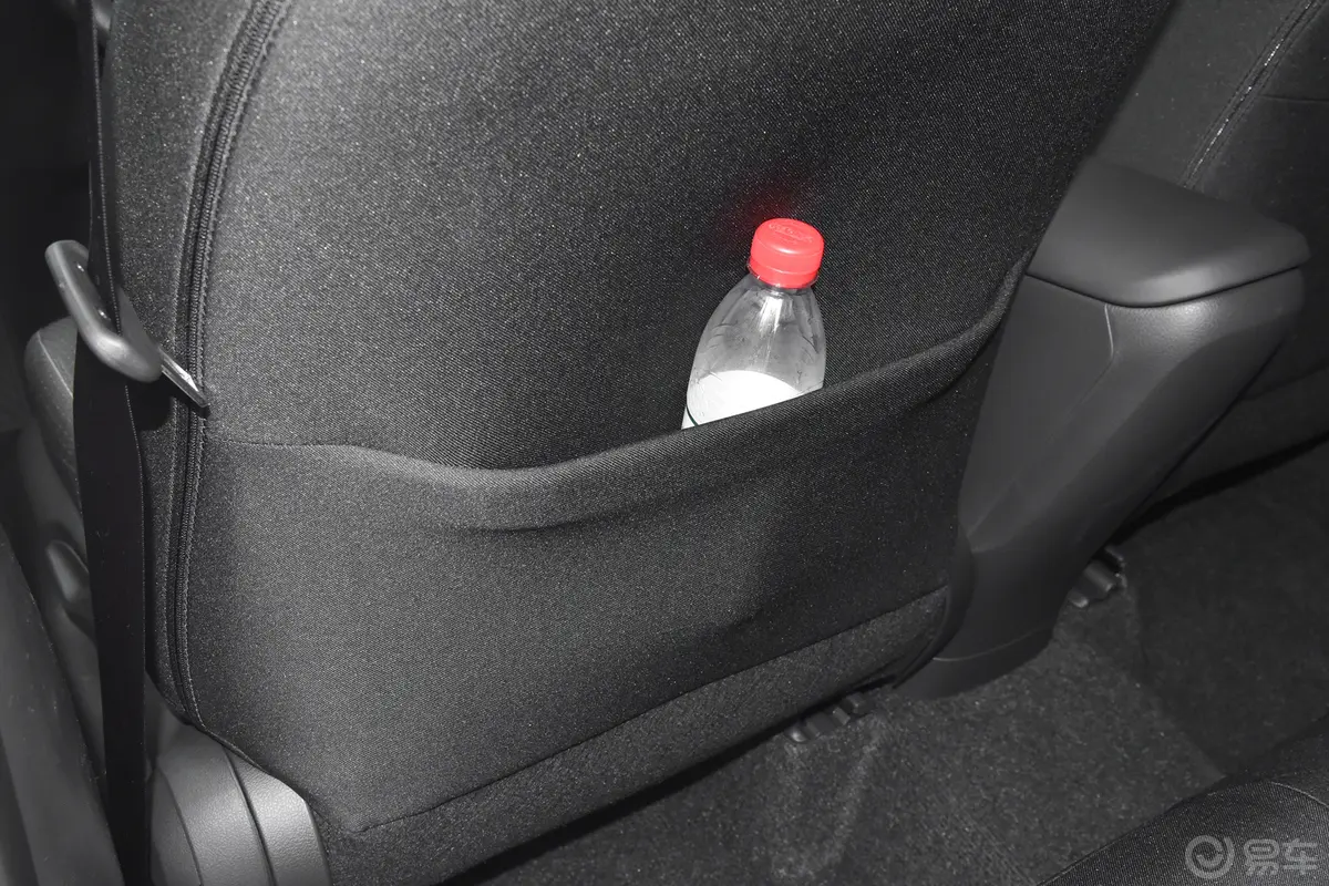 奕泽2.0L 奕行版空间