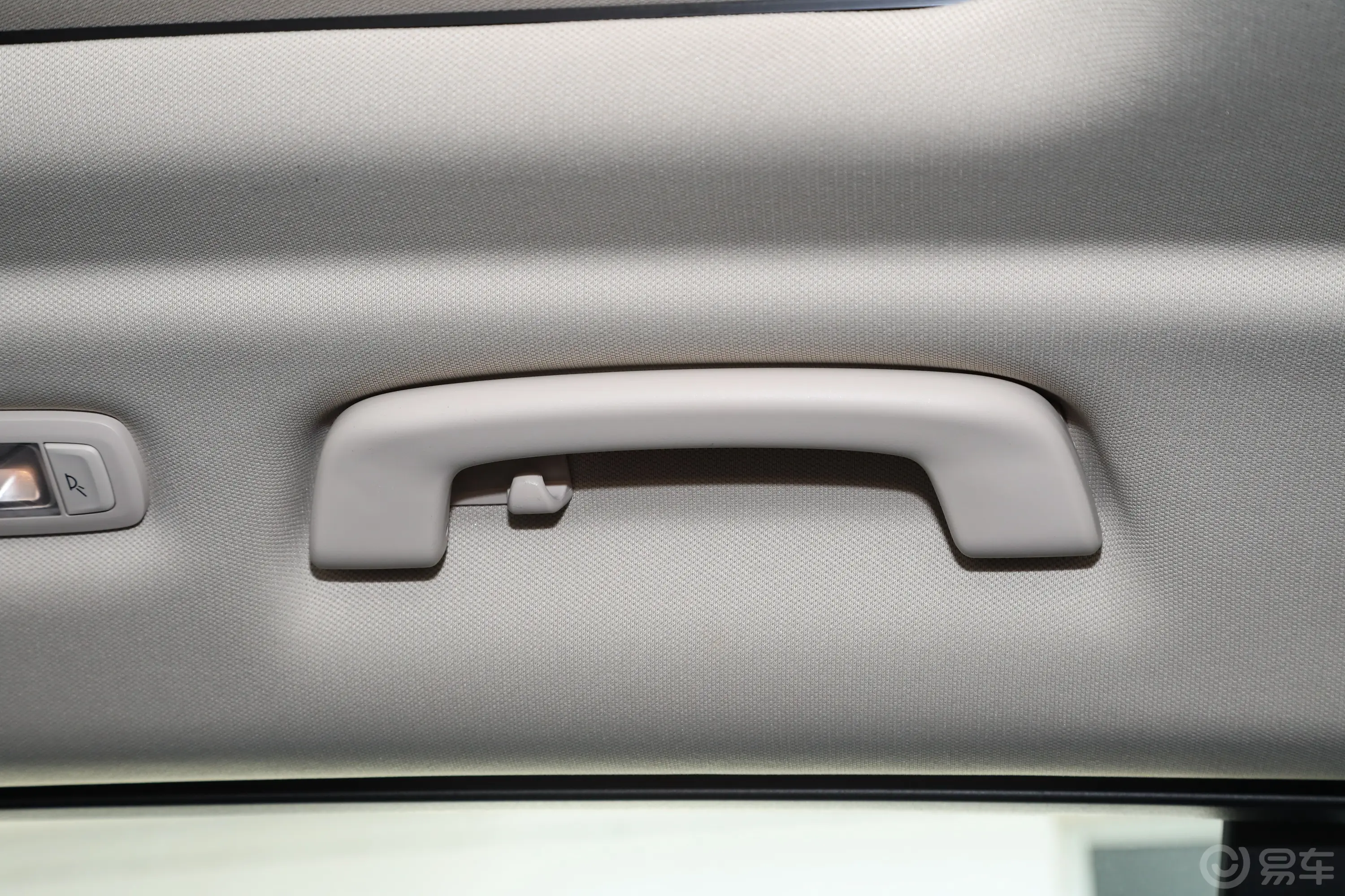 宝马X7改款 xDrive40i 领先型 豪华套装后排功能