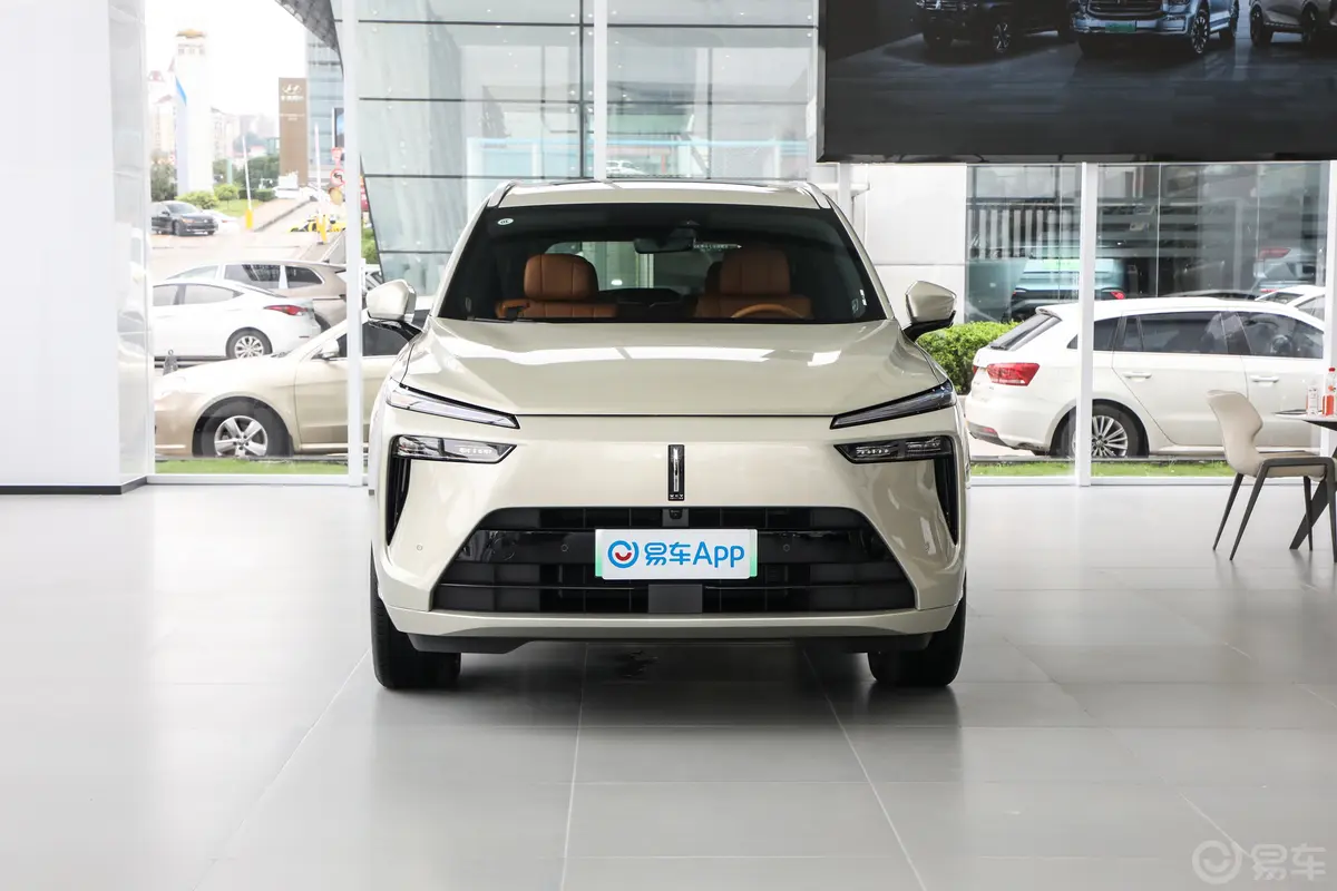 蓝山PHEV1.5T 153km 两驱长续航版正前水平