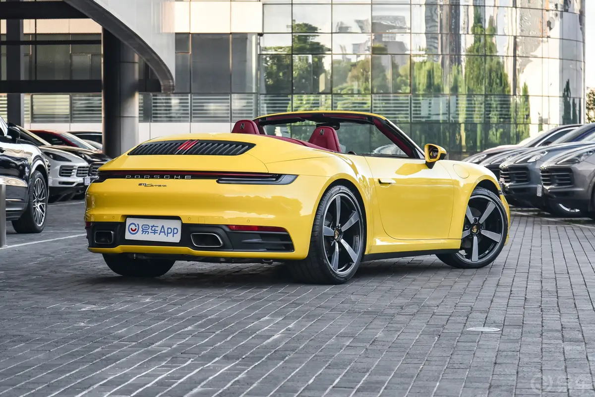 保时捷911Carrera Cabriolet 3.0T敞篷状态