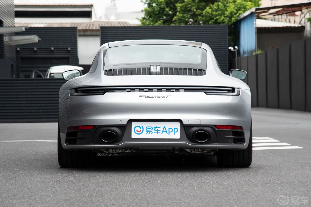 保时捷911Carrera T 3.0T正后水平