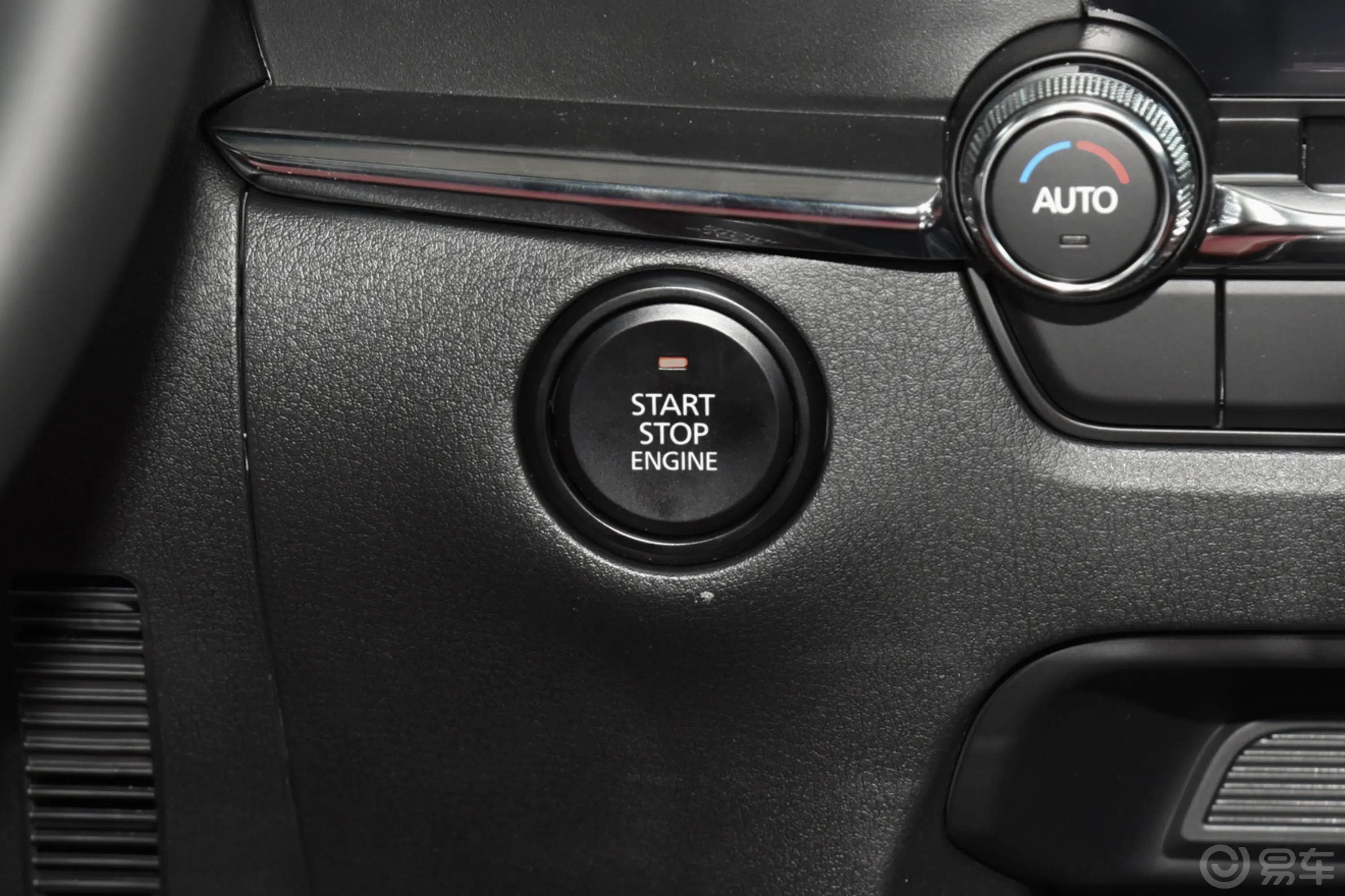 马自达CX-302.0L 自动黑曜耀悦型钥匙孔或一键启动按键
