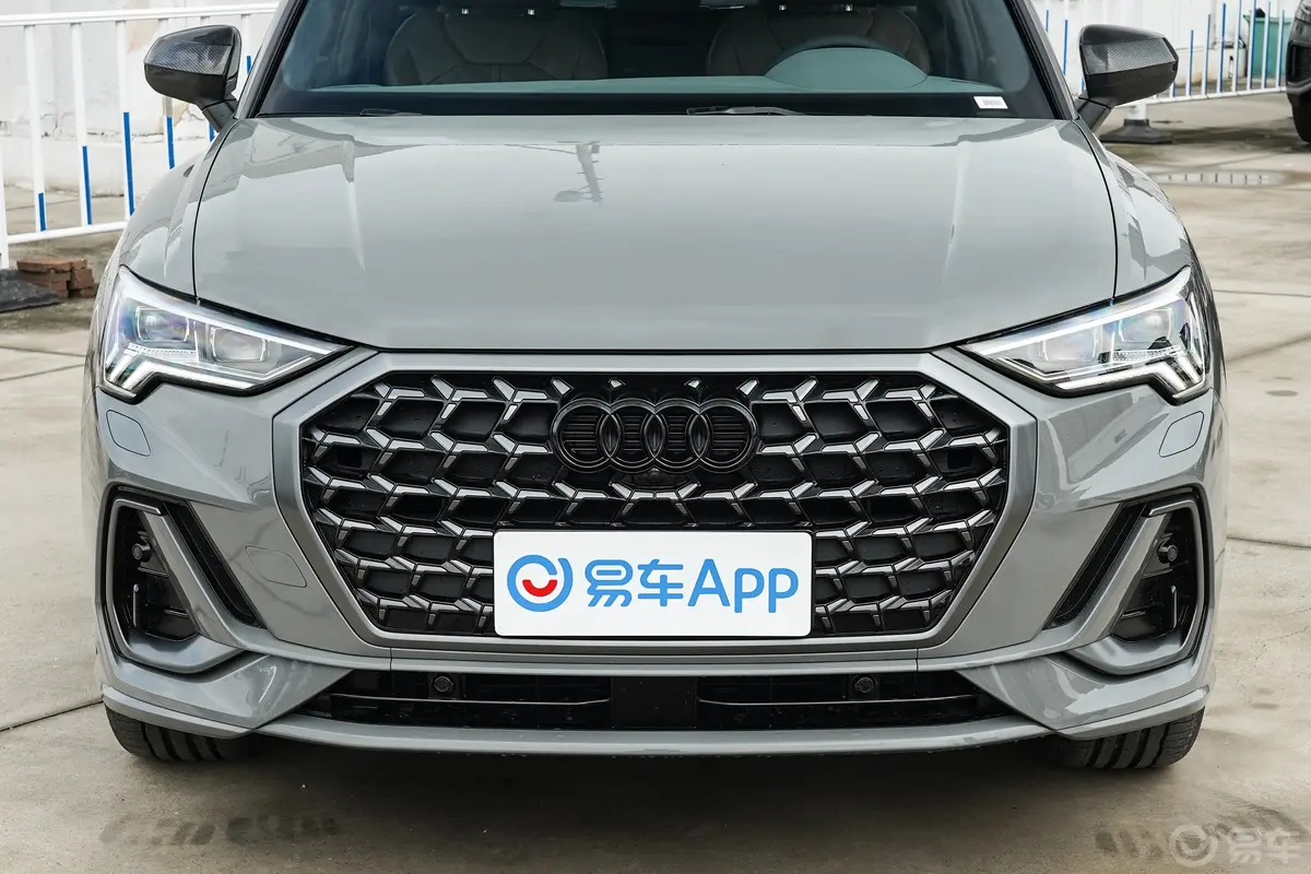 奥迪Q345 TFSI quattro 时尚动感型上市版外观细节