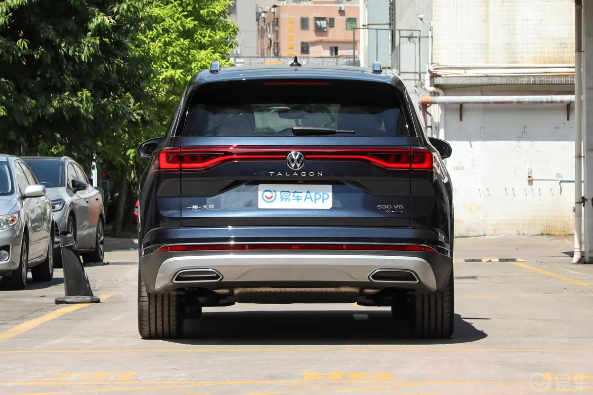 揽境改款 530TSI 四驱旗舰胜境版Pro 6座正后水平