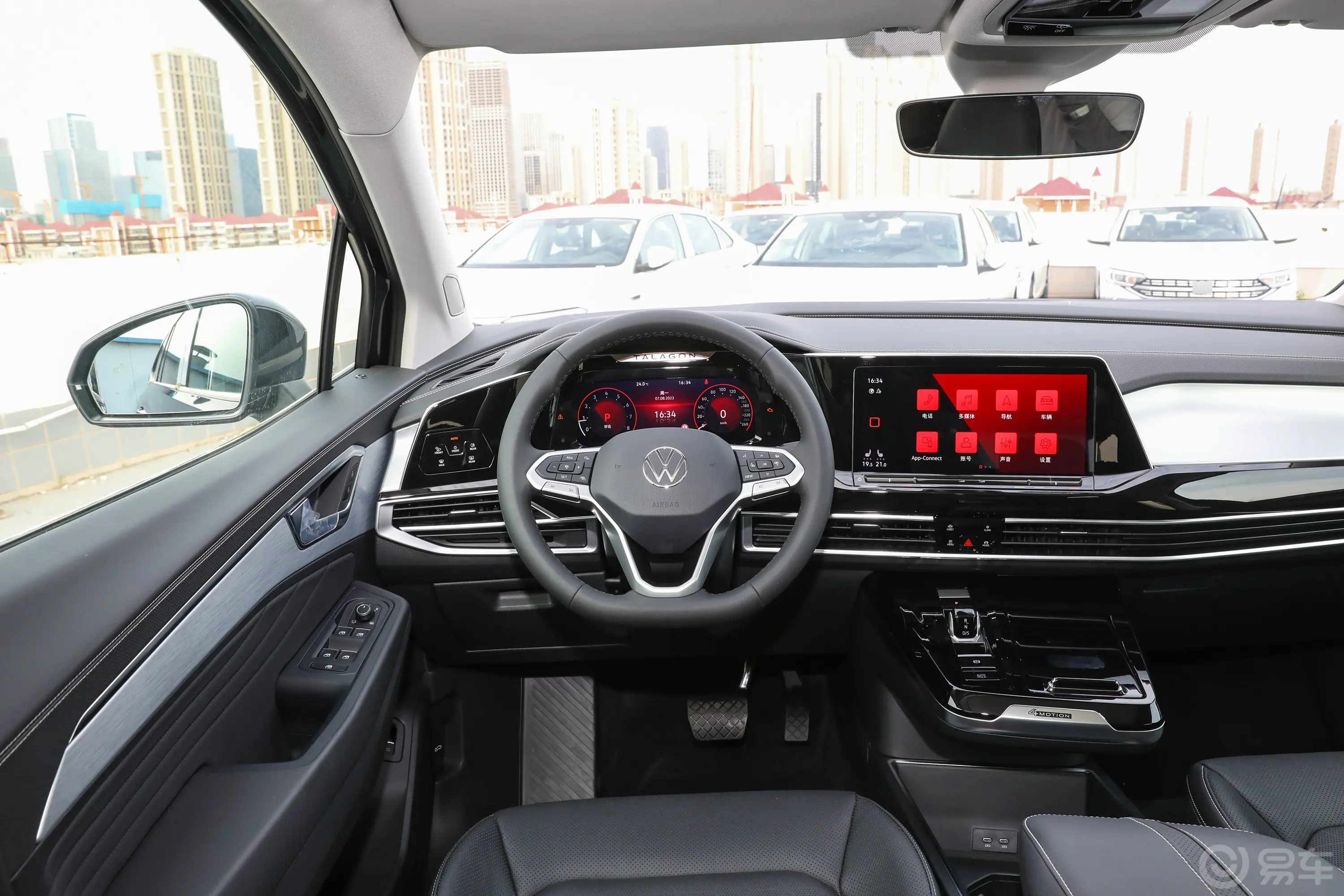 揽境改款 380TSI 四驱豪华佳境版Pro 7座驾驶位区域