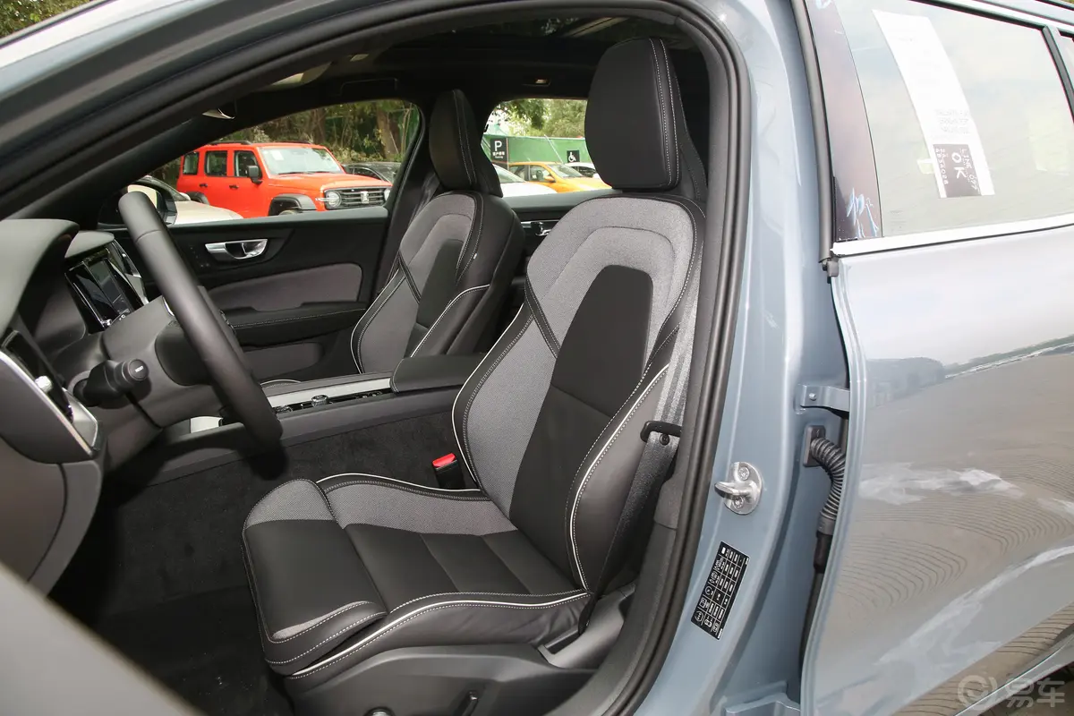 沃尔沃V60B5 自动智远运动版驾驶员座椅