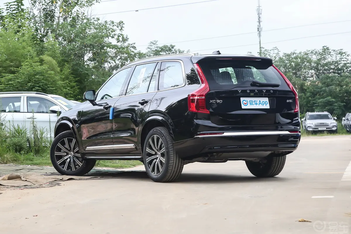 沃尔沃XC90B5 智行豪华版 7座侧后45度车头向左水平