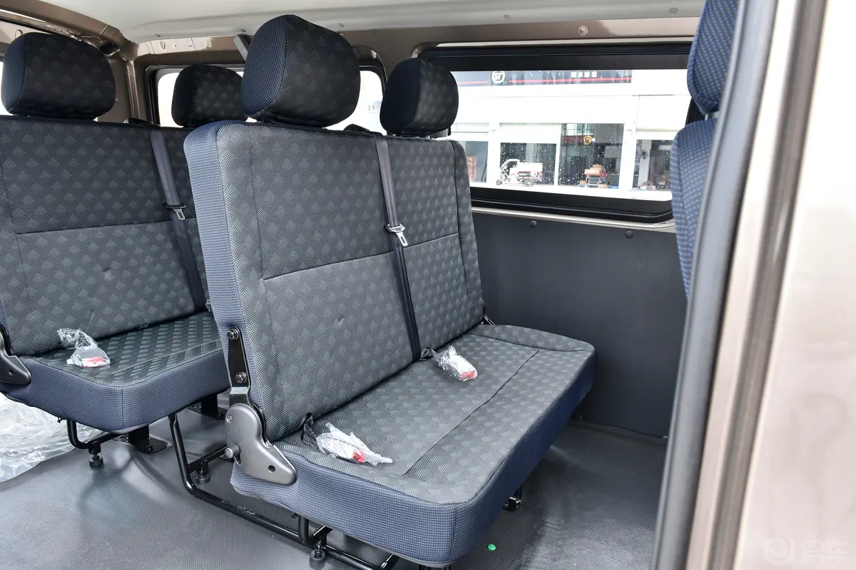 风景G5商运版 2.0L 手动明窗 5/6座 汽油后排座椅