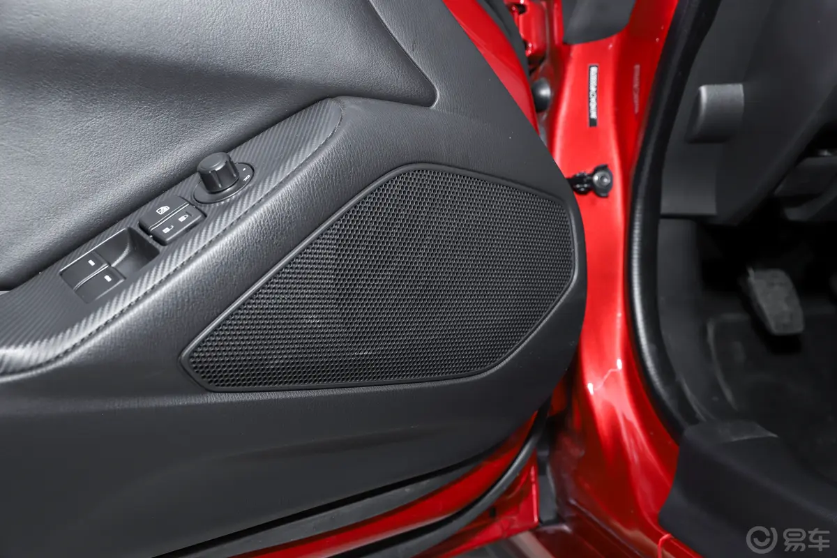 马自达MX-5MIATA SPORT 手动 软顶敞篷版音响和品牌