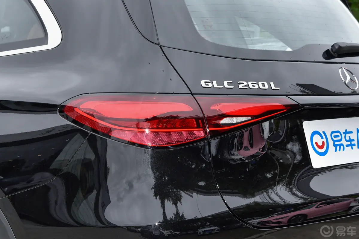 奔驰GLC改款 GLC 260 L 4MATIC 动感型 5座外观灯组