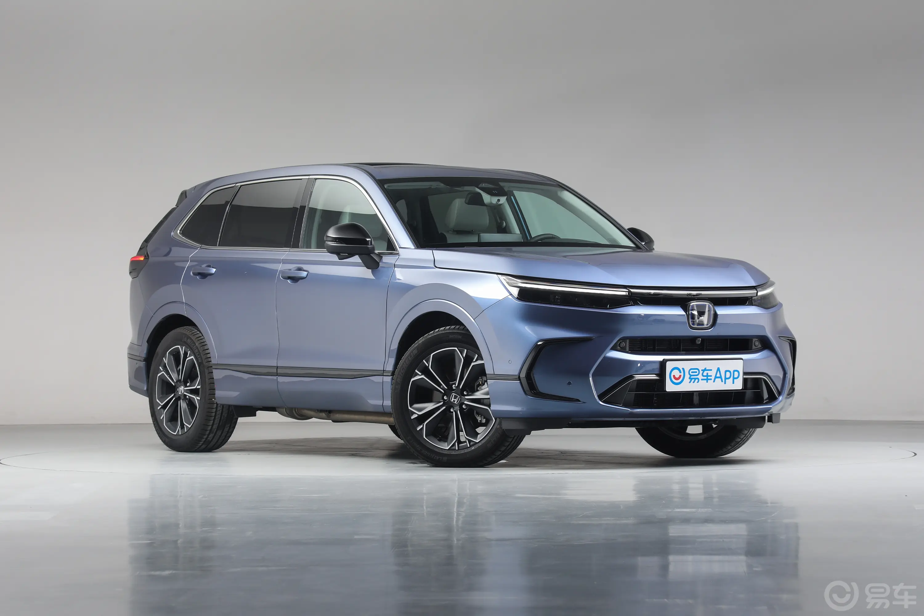 皓影 e:PHEV2.0L 91km 至尊版侧前45度车头向右水平