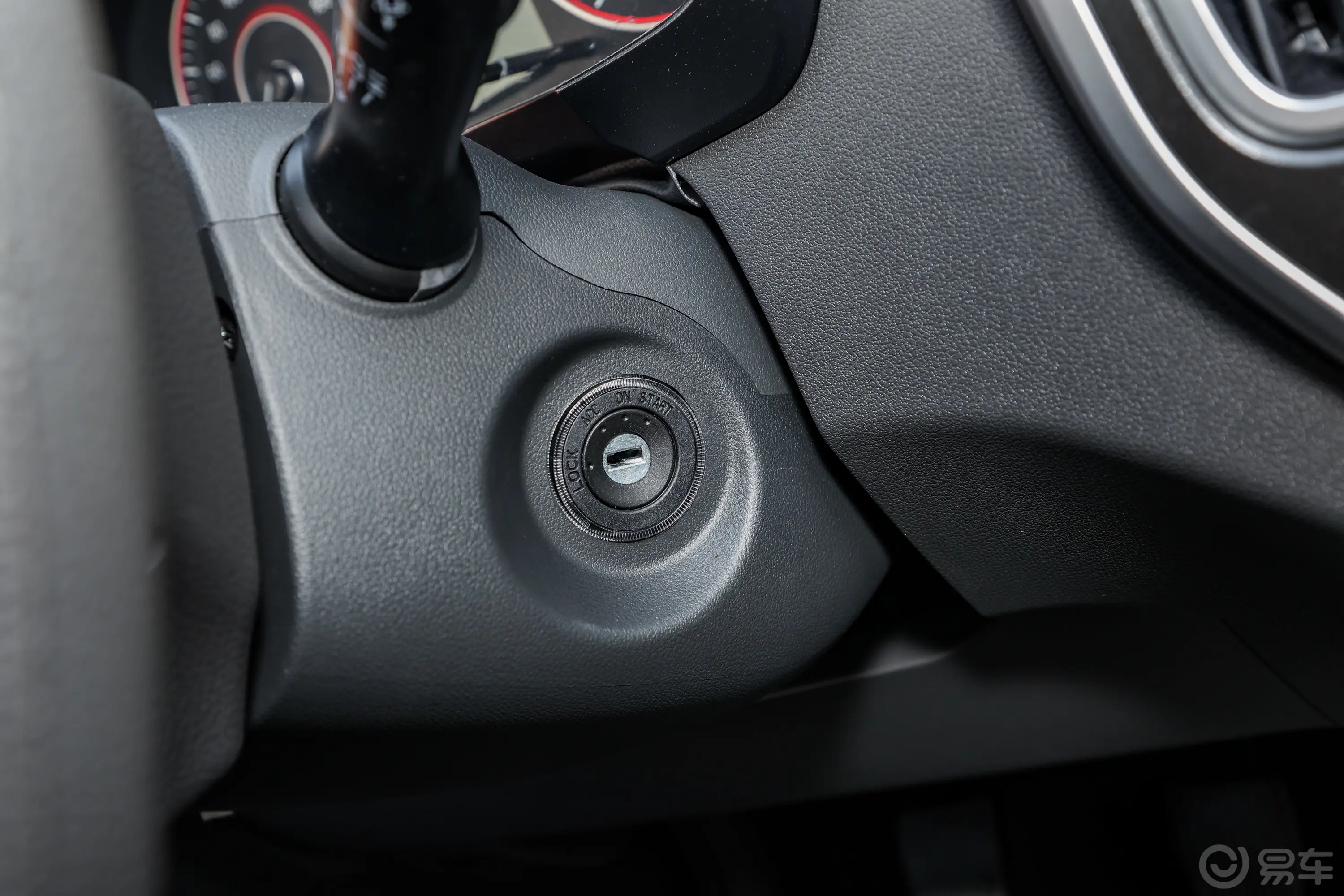 风景G5商旅版 2.0L 客车 7/9座 汽油钥匙孔或一键启动按键