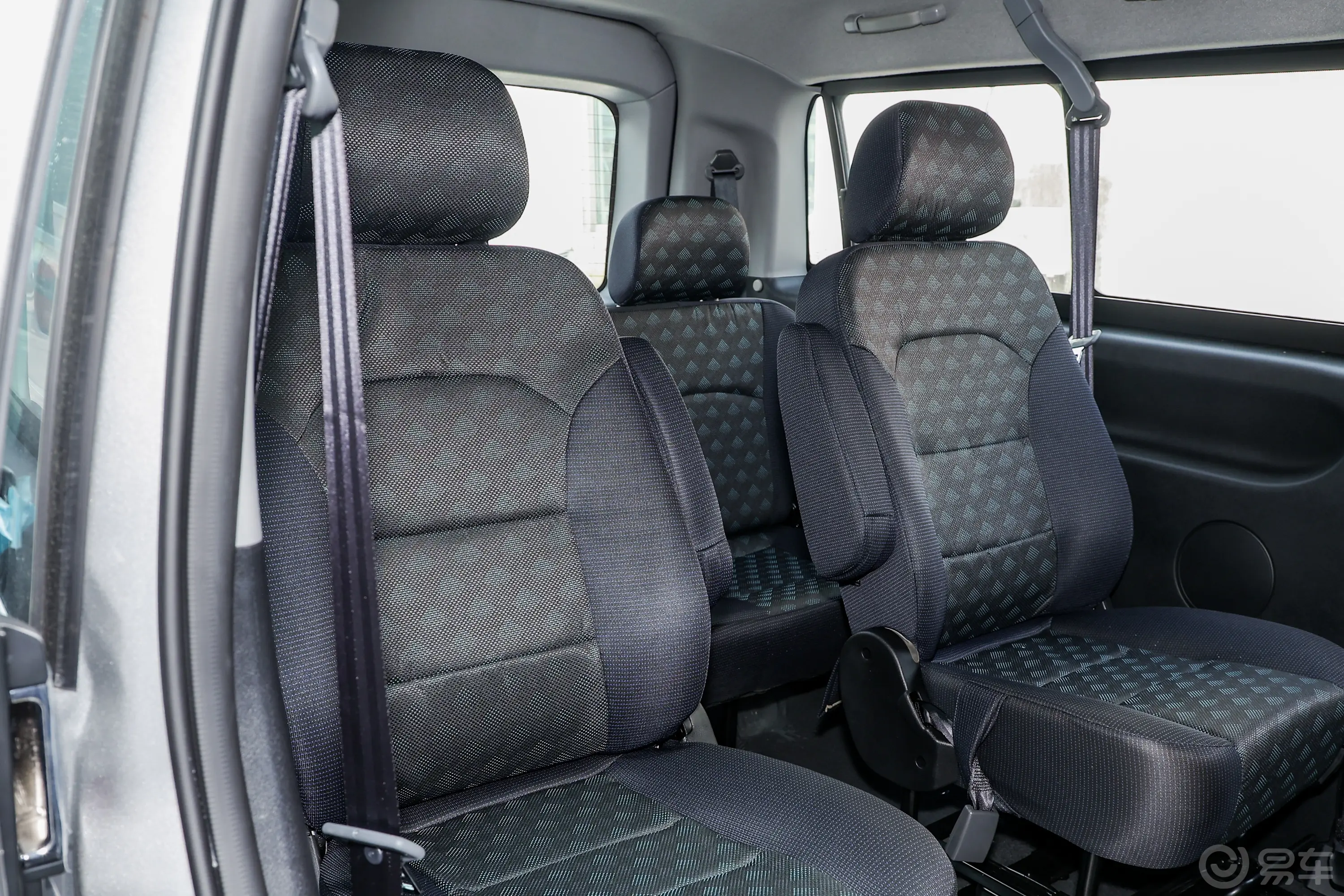 风景G5商旅版 2.0L 客车 7/9座 汽油第三排座椅
