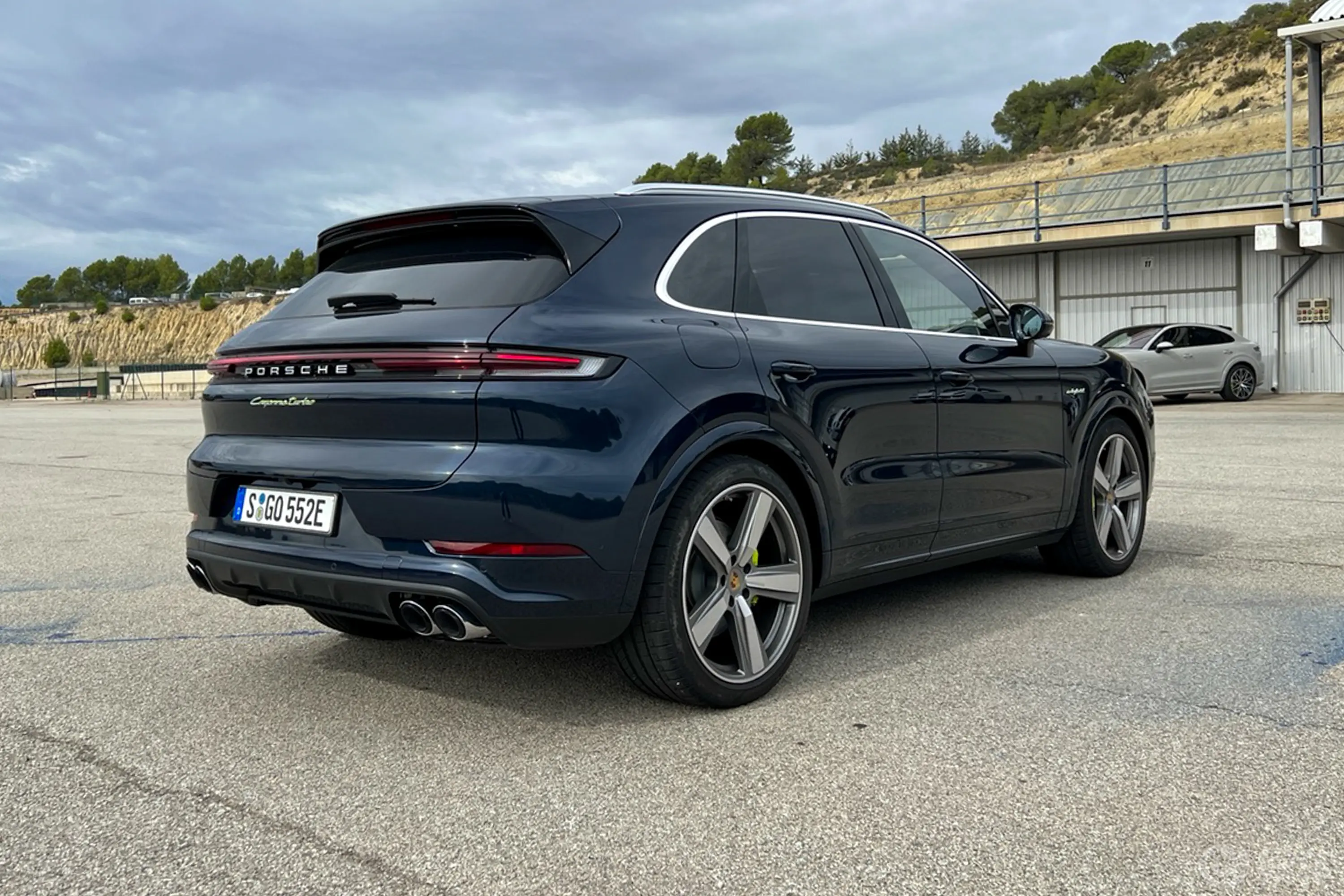 Cayenne E-HybridCayenne Turbo 4.0T外观