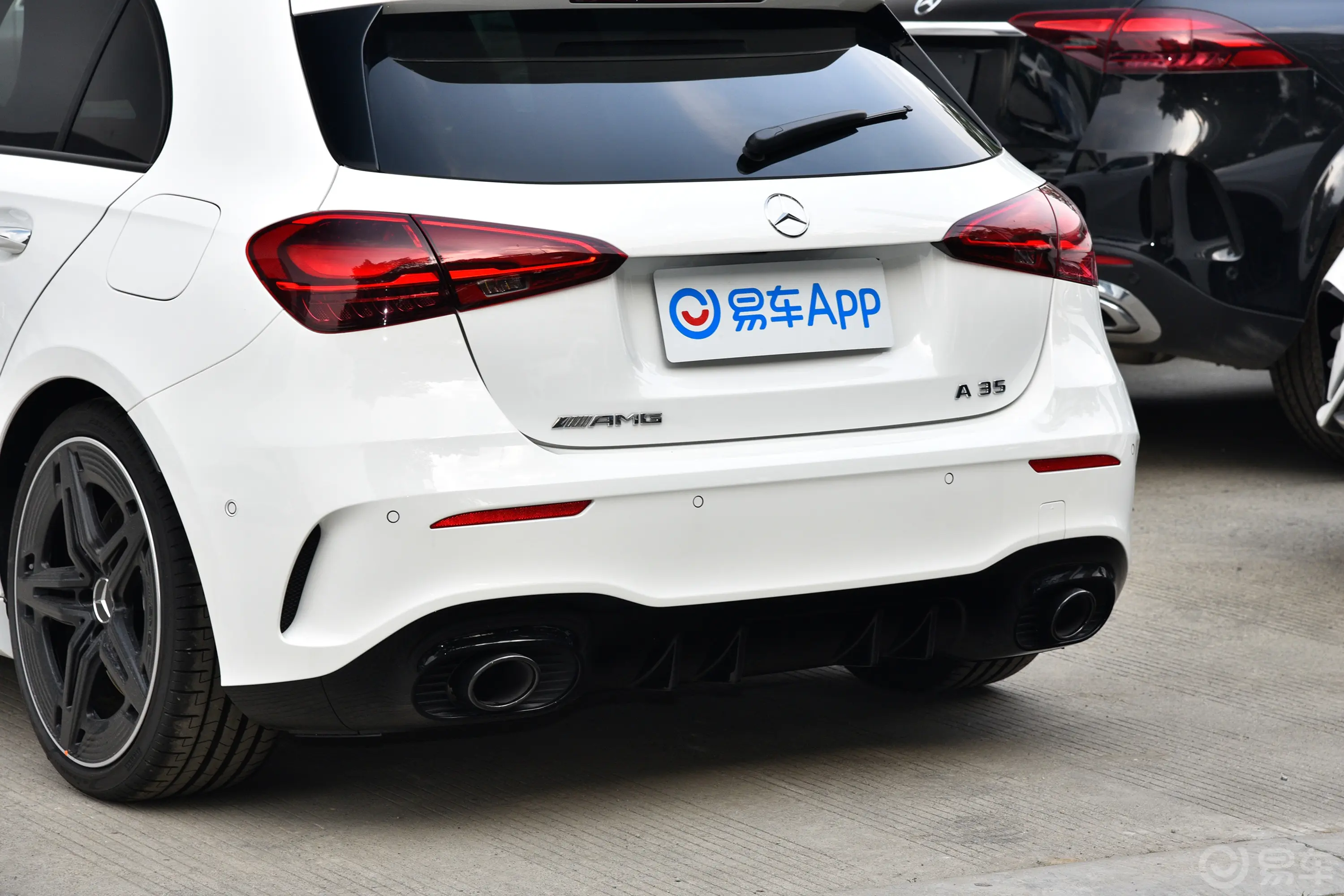 奔驰A级 AMG(进口)AMG A 35 4MATIC车后雷达