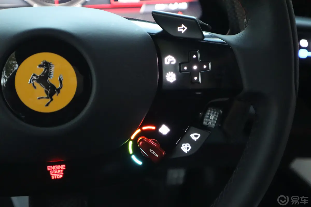 法拉利SF90XX Stradale 3.9T 标准版内饰