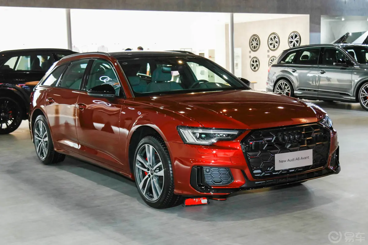 奥迪A6Avant 先锋派 45 TFSI 臻选动感型外观