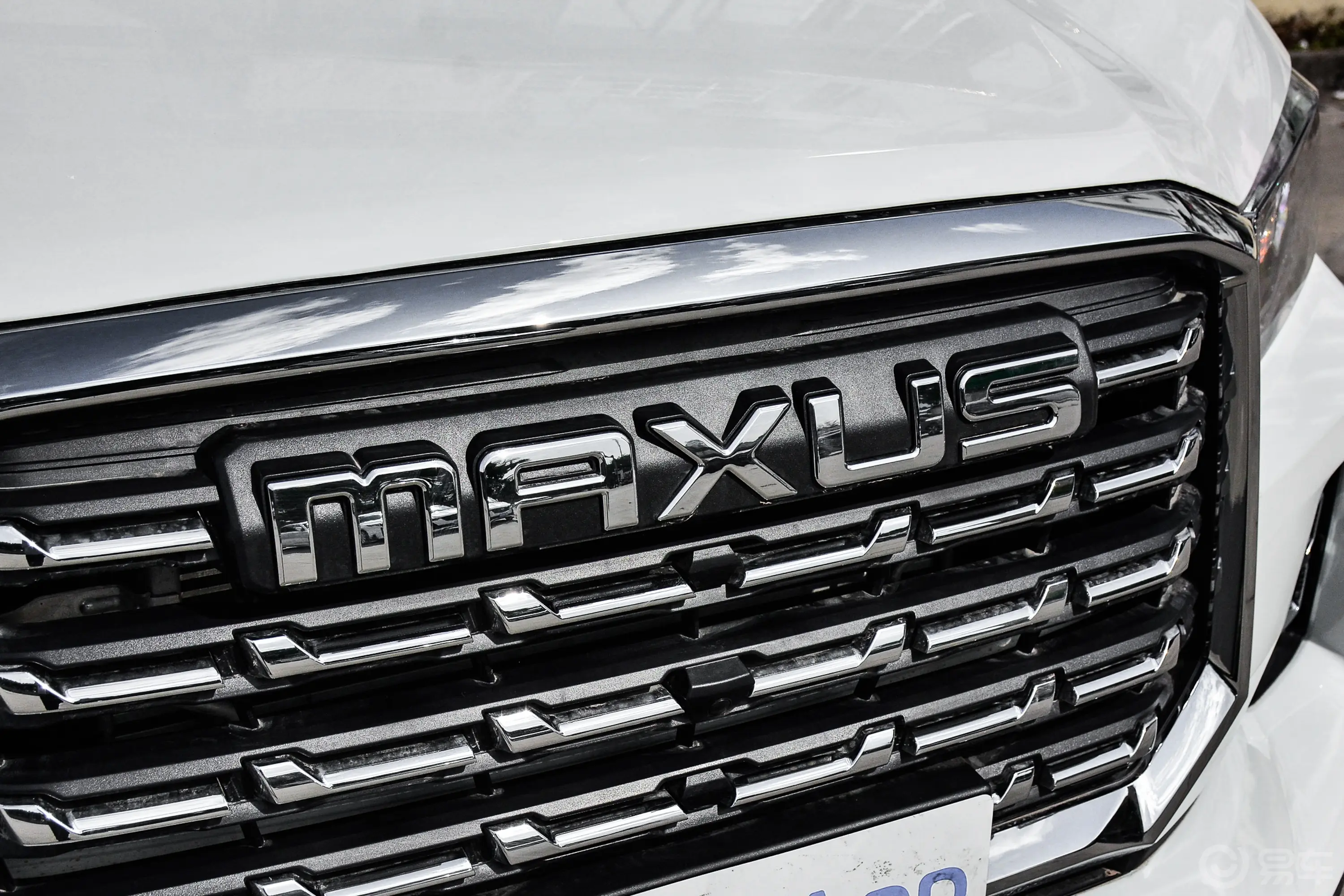 上汽大通MAXUS 星际星际R 2.0T 自动两驱标箱豪华版 汽油外观细节